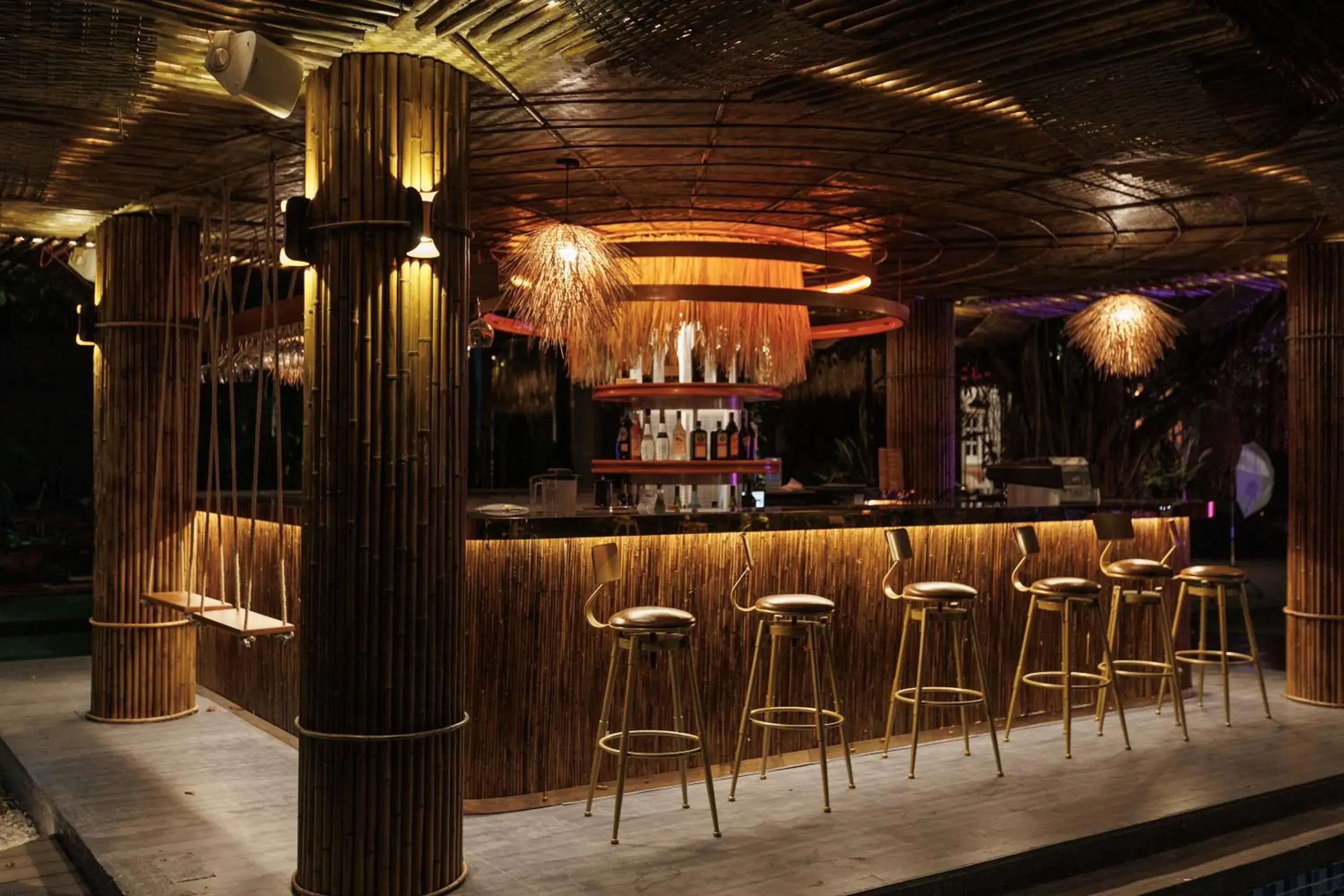 Lounge or bar in Hidden Mansions Saigon Resort Lounge or bar in Hidden Mansions Saigon Resort