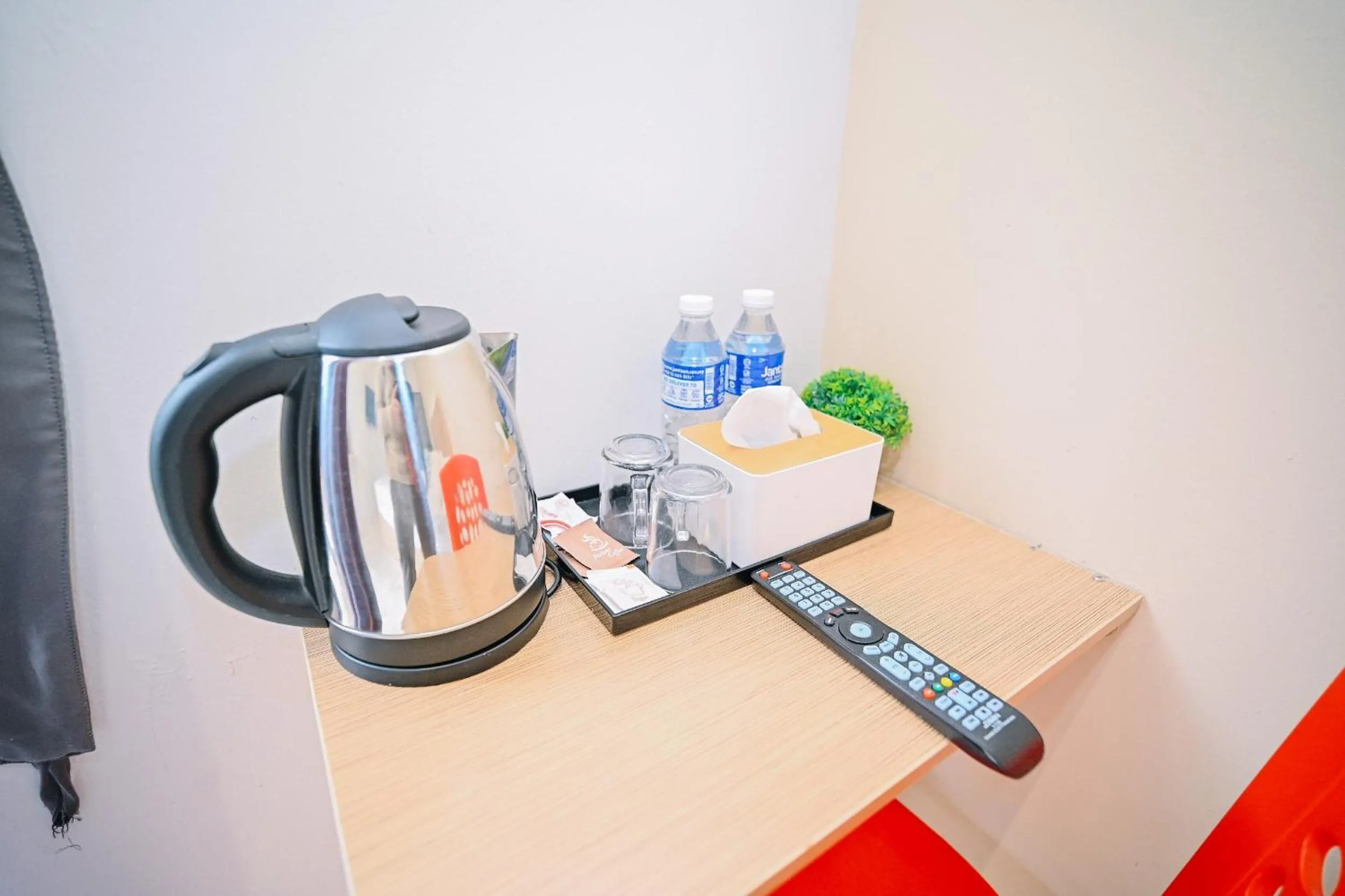 Coffee/tea facilities in Swing & Pillows - KL Sri Petaling