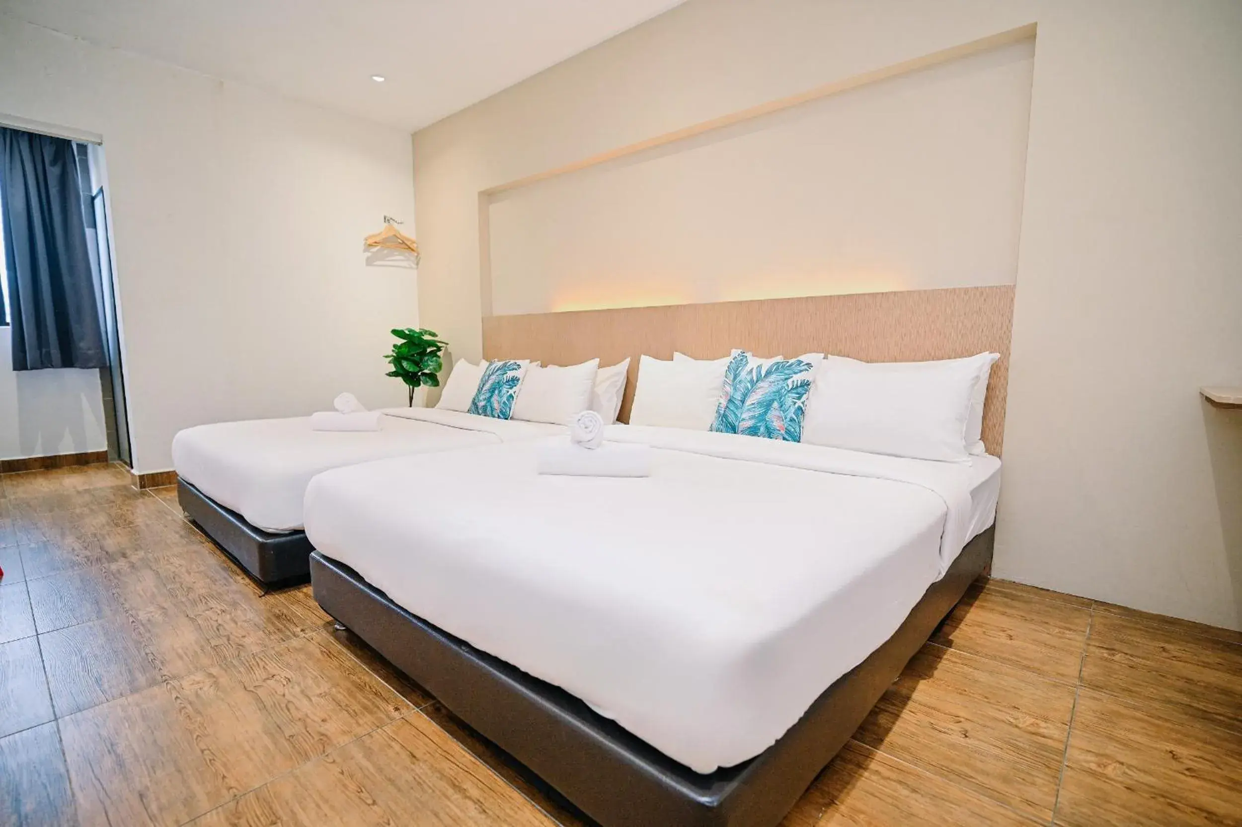 Swing & Pillows - KL Sri Petaling Swing & Pillows - KL Sri Petaling