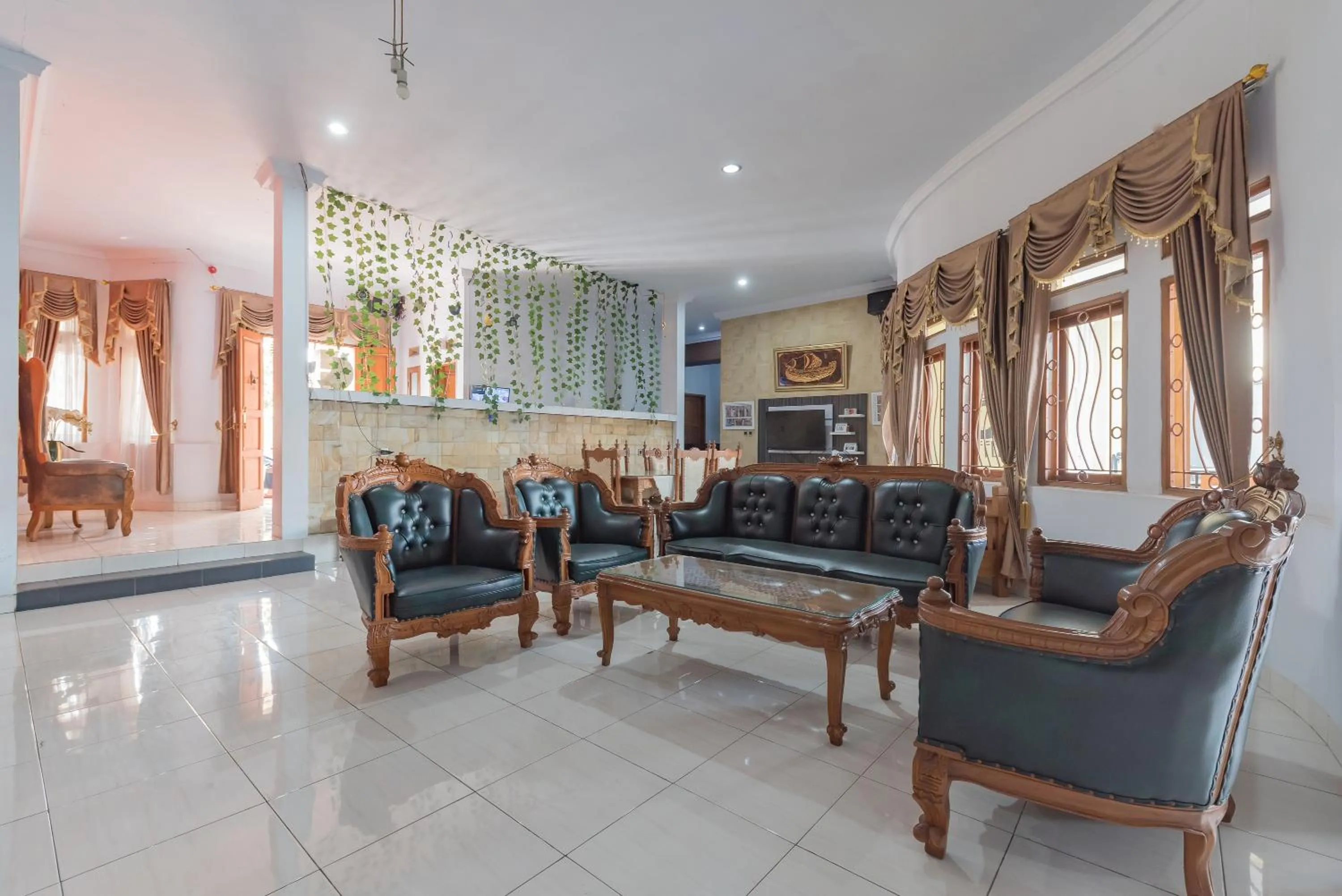 Lobby or reception in RedDoorz at Jalan Siliwangi Tasikmalaya