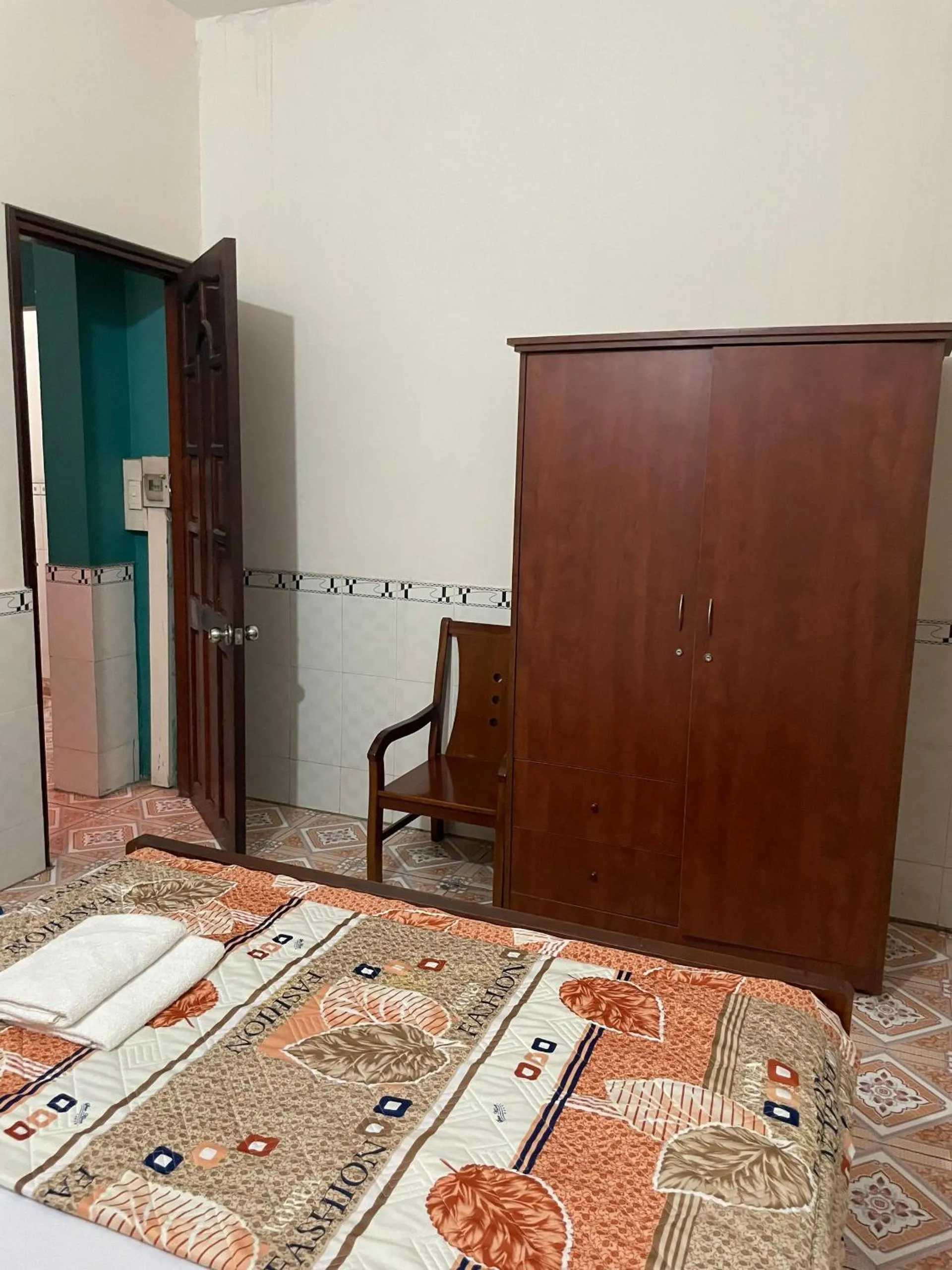 Bedroom in QUỲNH HOA HOTEL