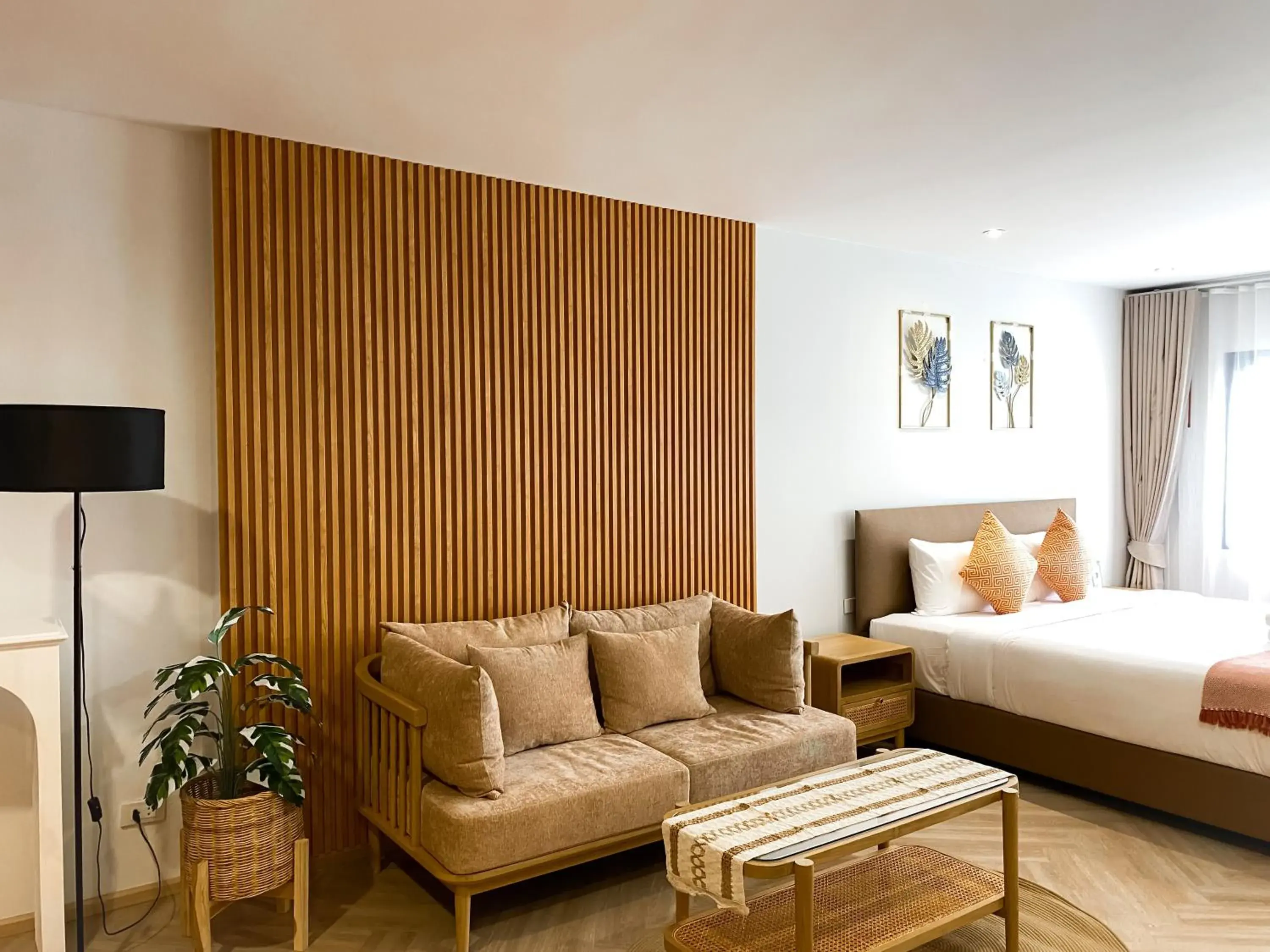 Seating area, Bed in SO Zen Hotel Silom Bangkok Seating area, Bed in SO Zen Hotel Silom Bangkok