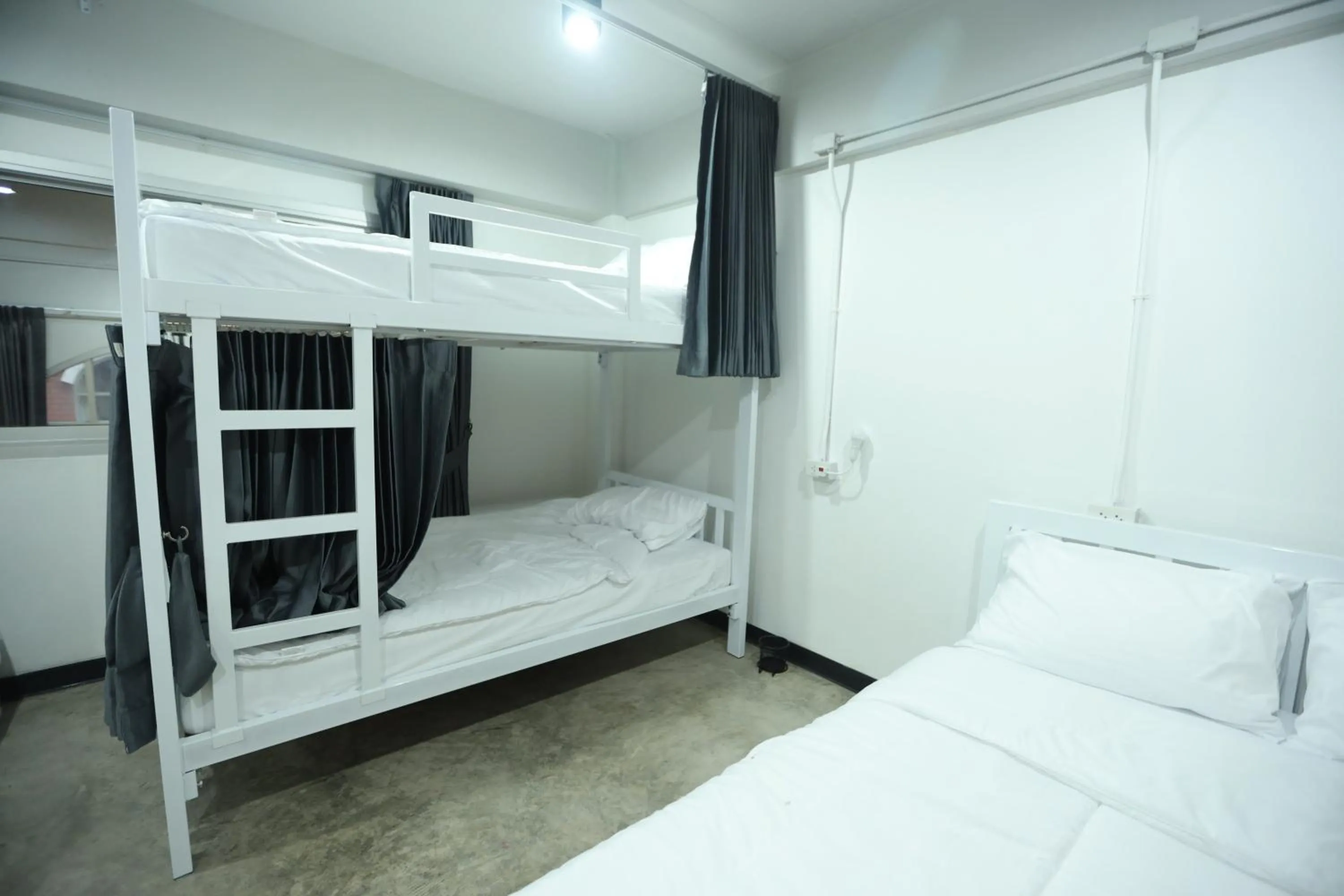 Bedroom, Bed in G5 Hostel