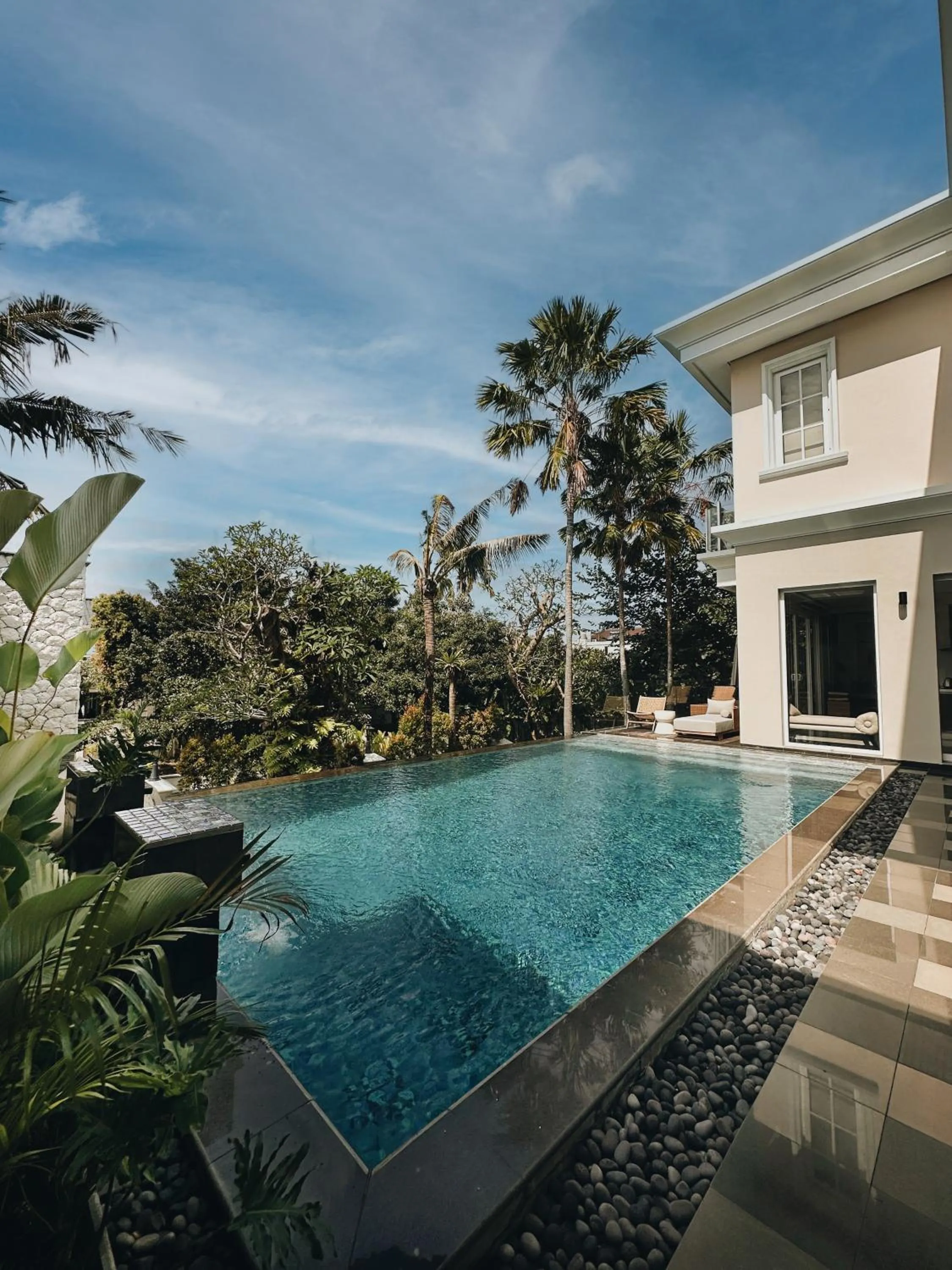 Swimming pool in Kula Kara Villas Uluwatu