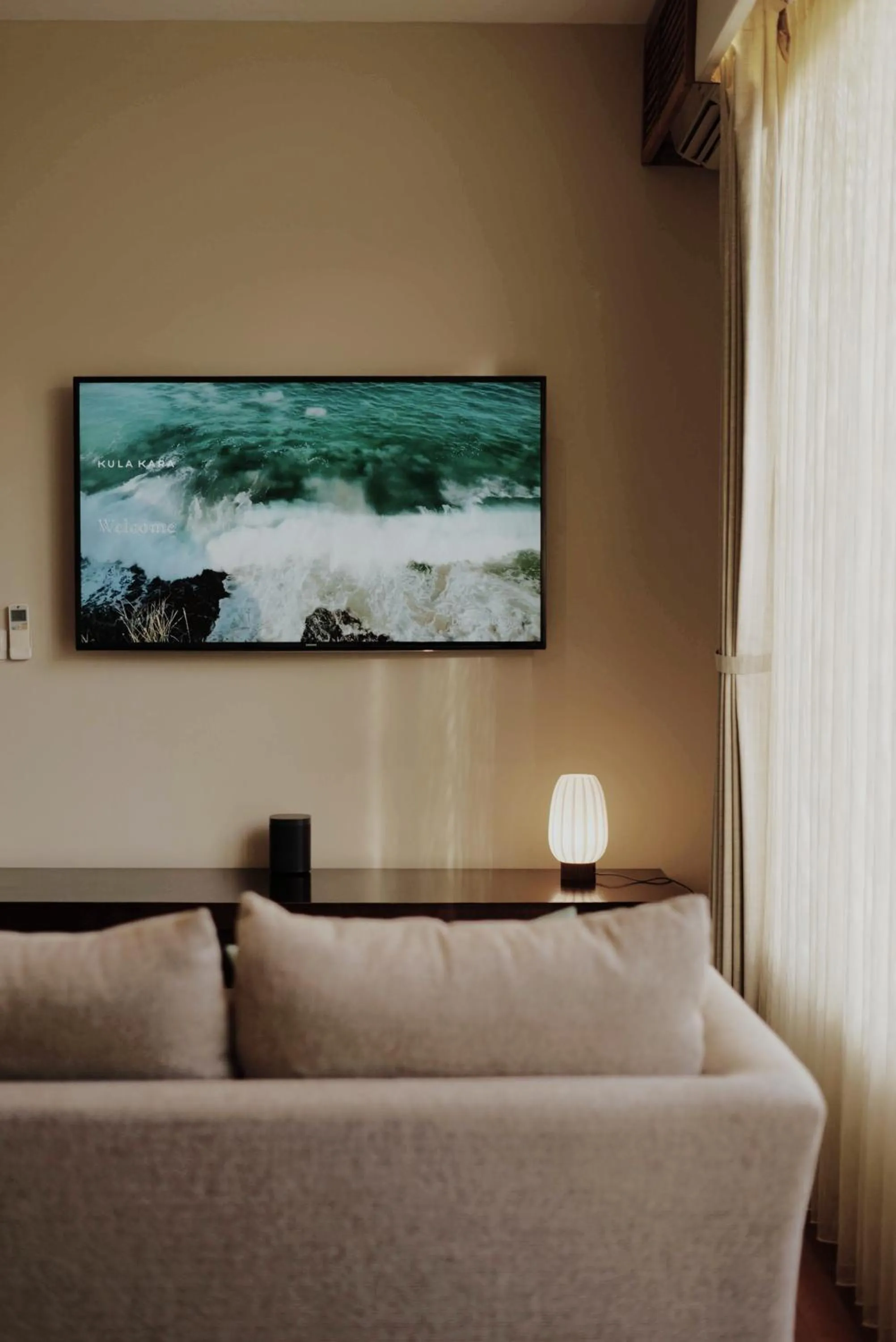 TV and multimedia, Bed in Kula Kara Villas Uluwatu