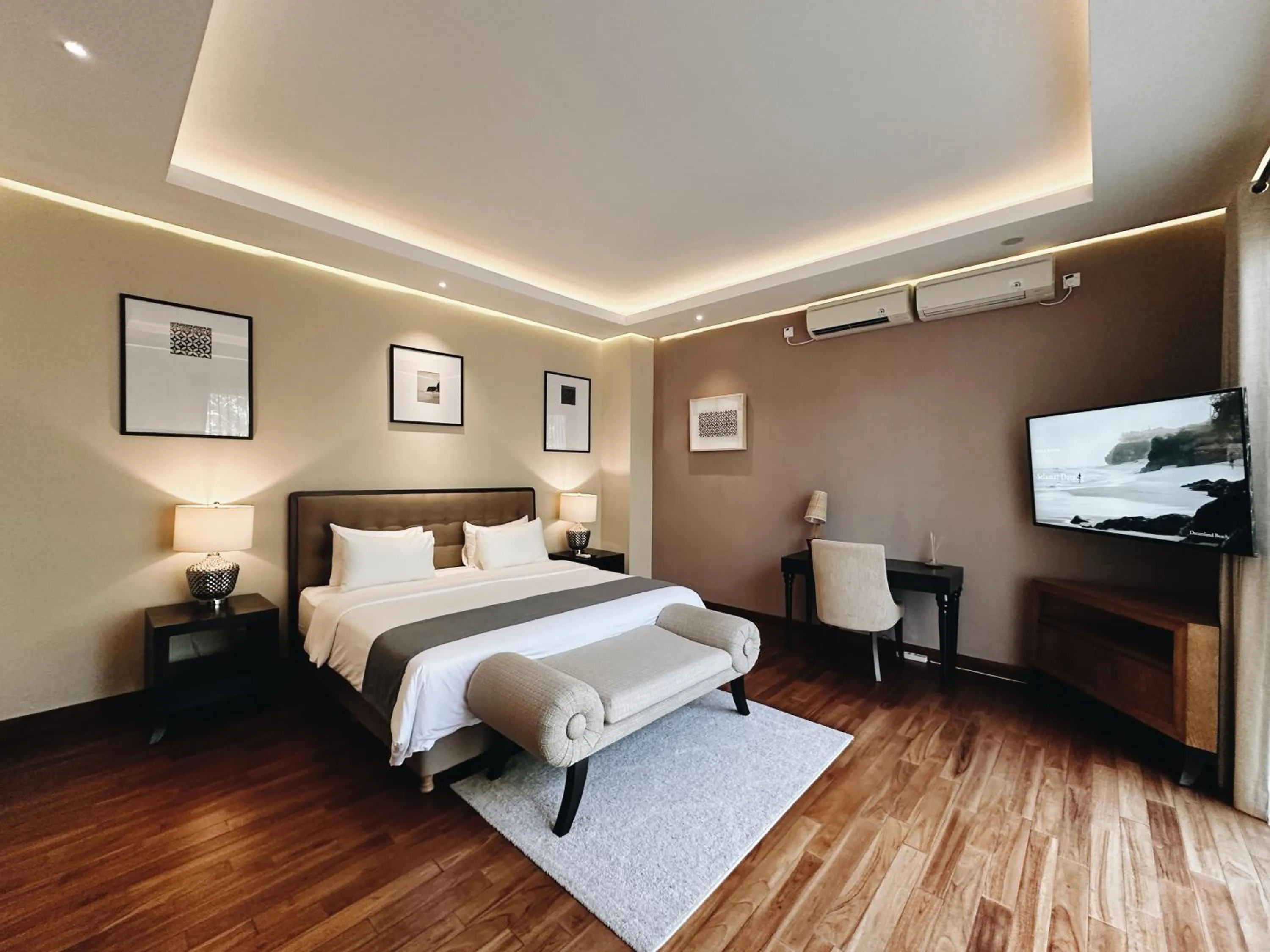 Photo of the whole room, Bed in Kula Kara Villas Uluwatu