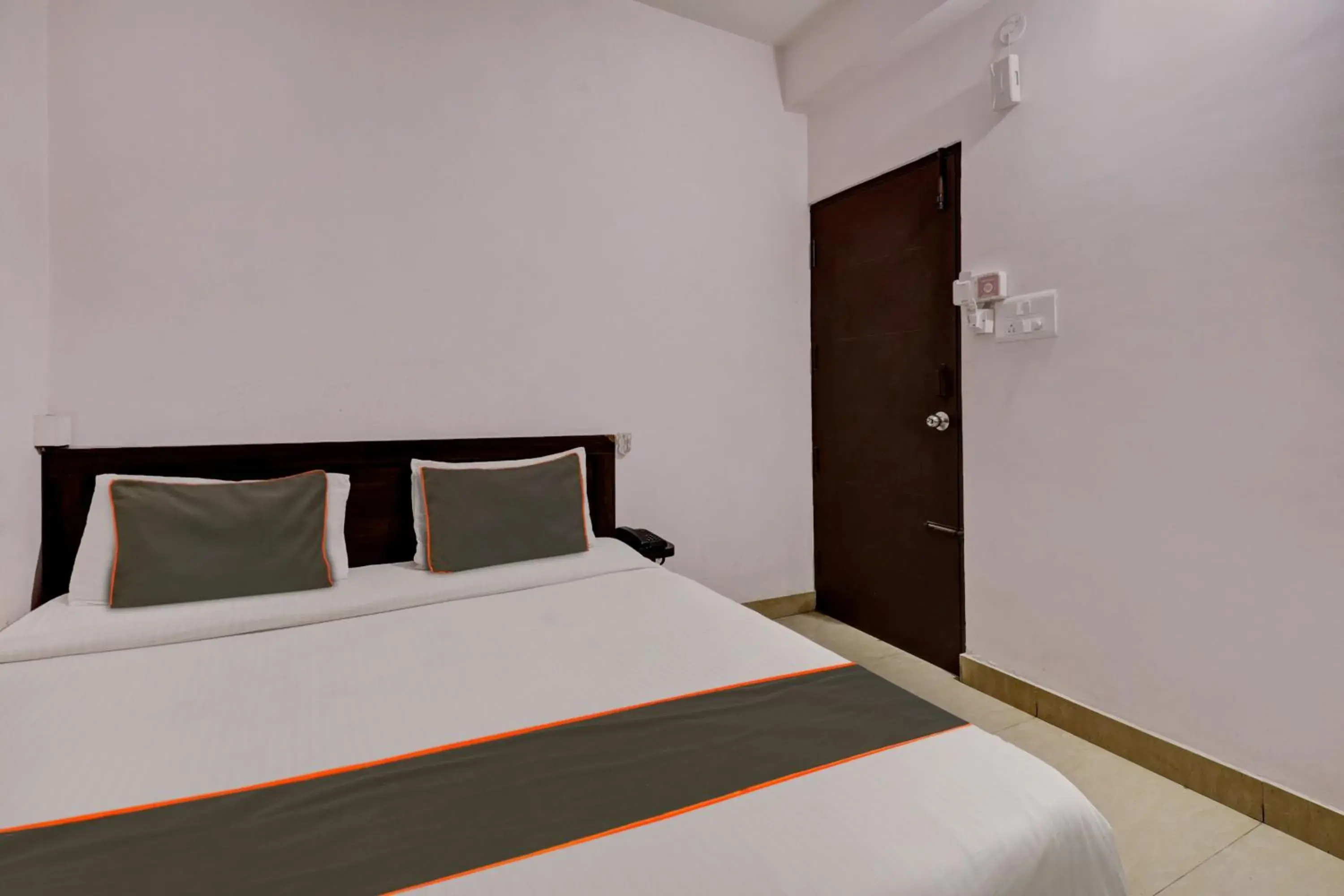 Bedroom, Bed in Super Hotel O Alfa Inn Bedroom, Bed in Super Hotel O Alfa Inn