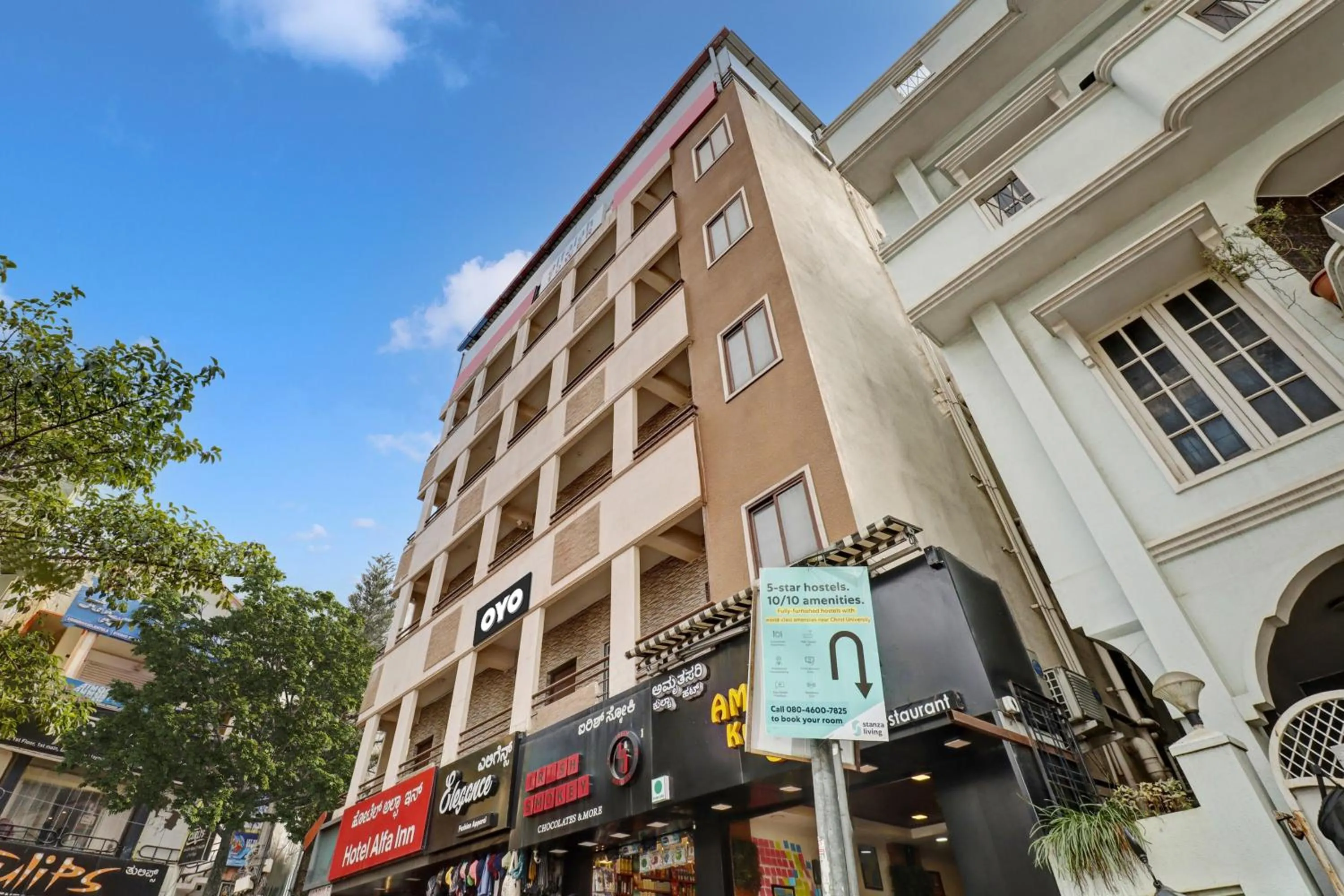 Facade/entrance in Super Hotel O Alfa Inn