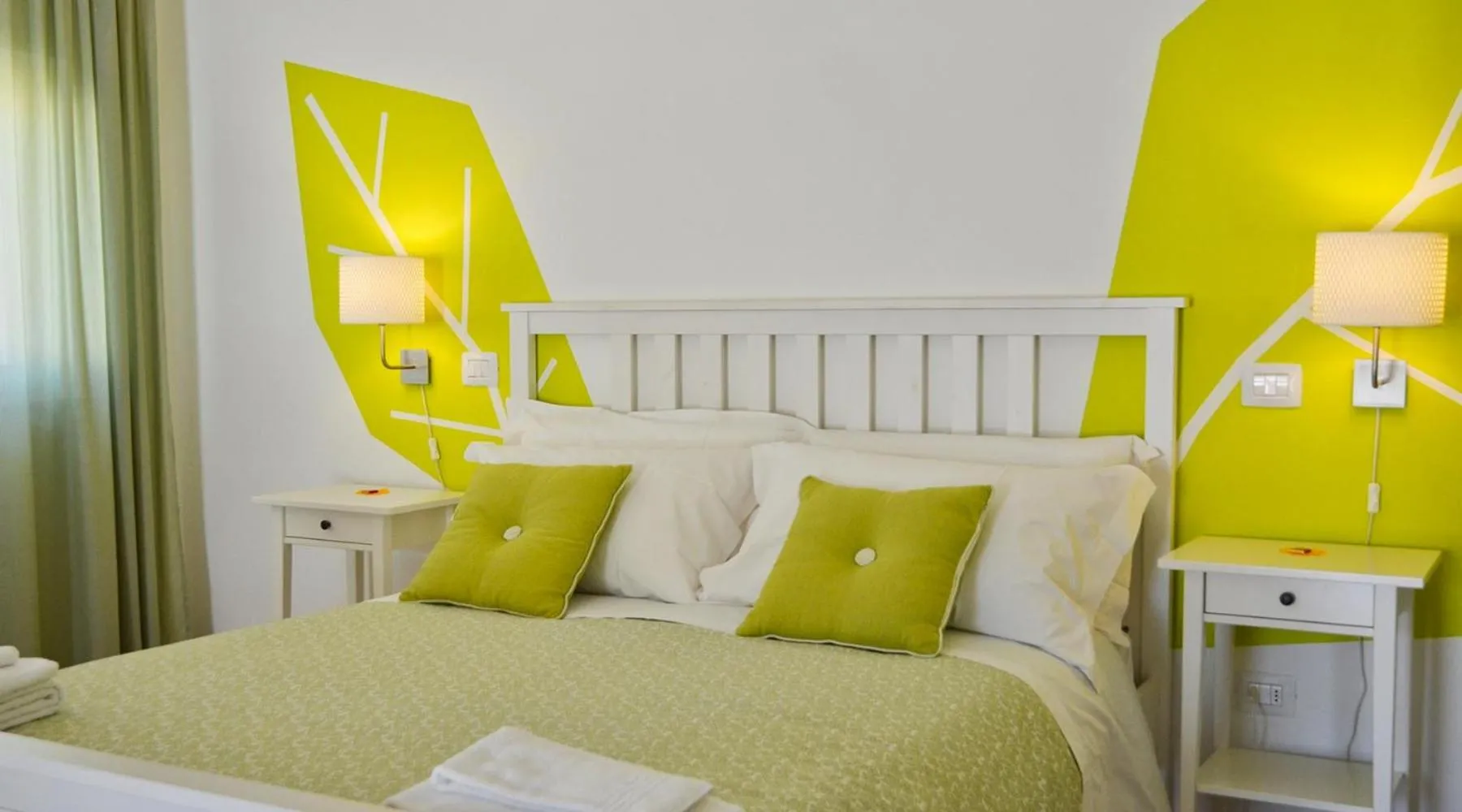 Decorative detail, Bed in Petit Hotel