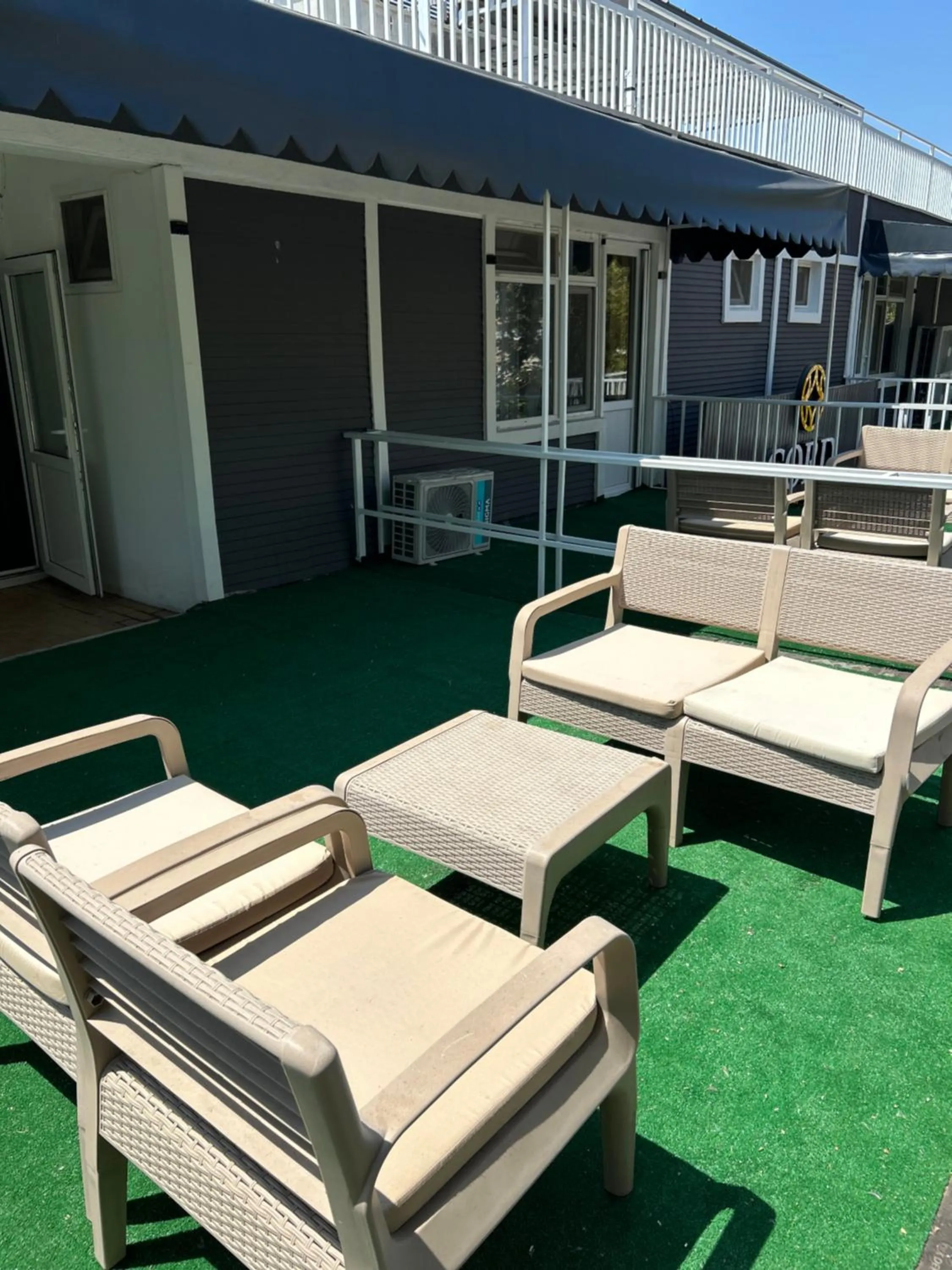 Patio in Cord Hotel & Resort