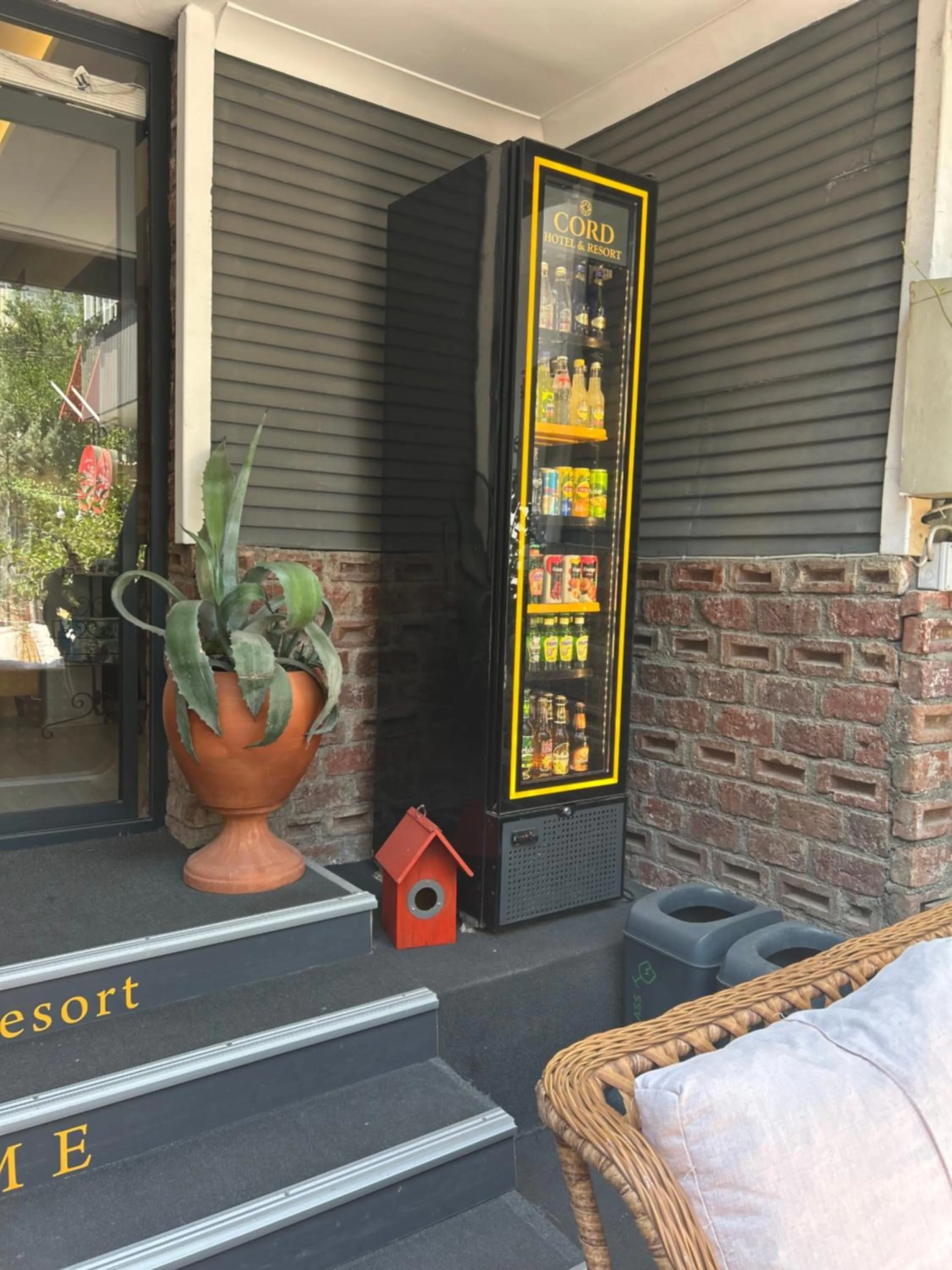 Logo/Certificate/Sign in Cord Hotel & Resort