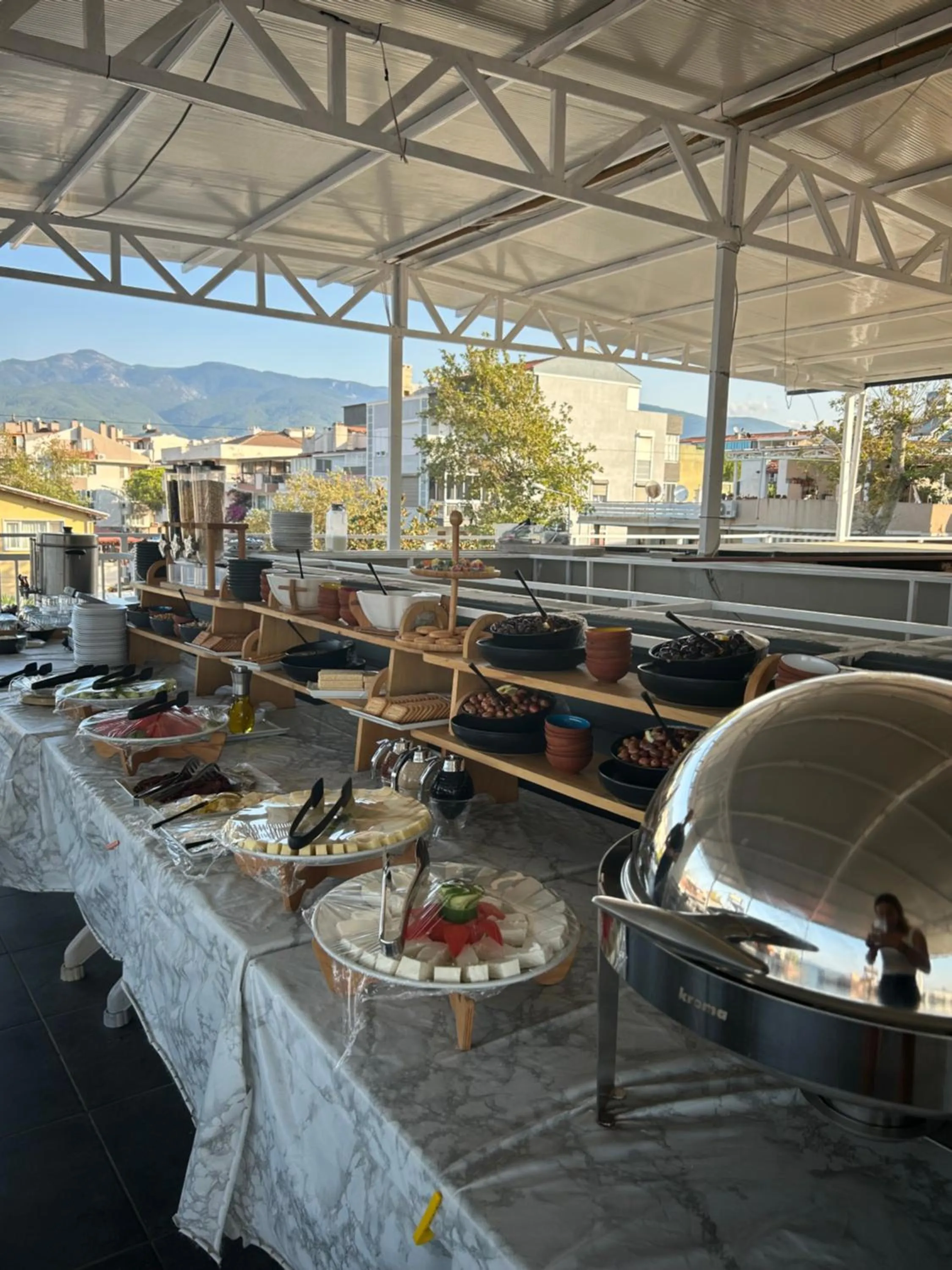 Breakfast in Cord Hotel & Resort