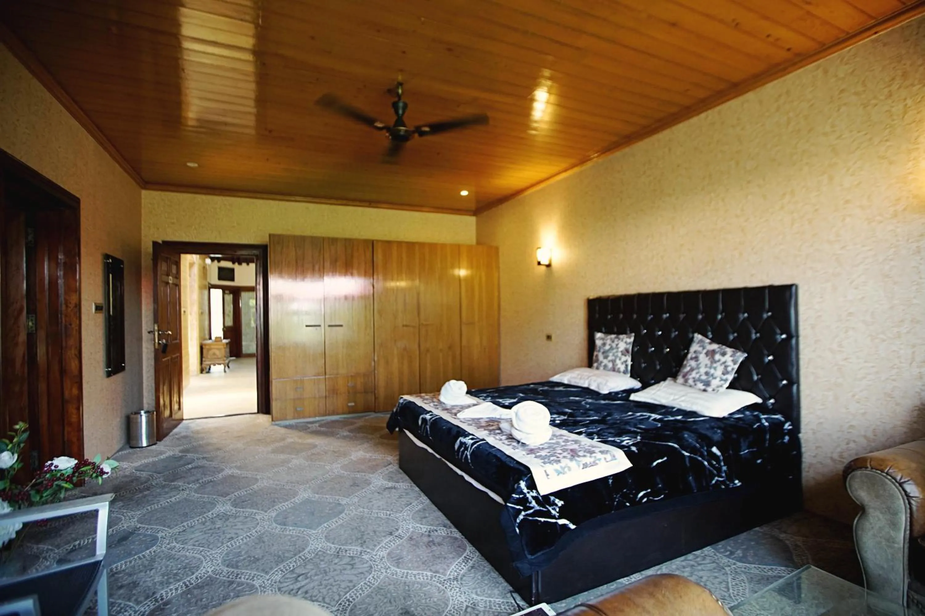 Bed in The GoodFind Residency