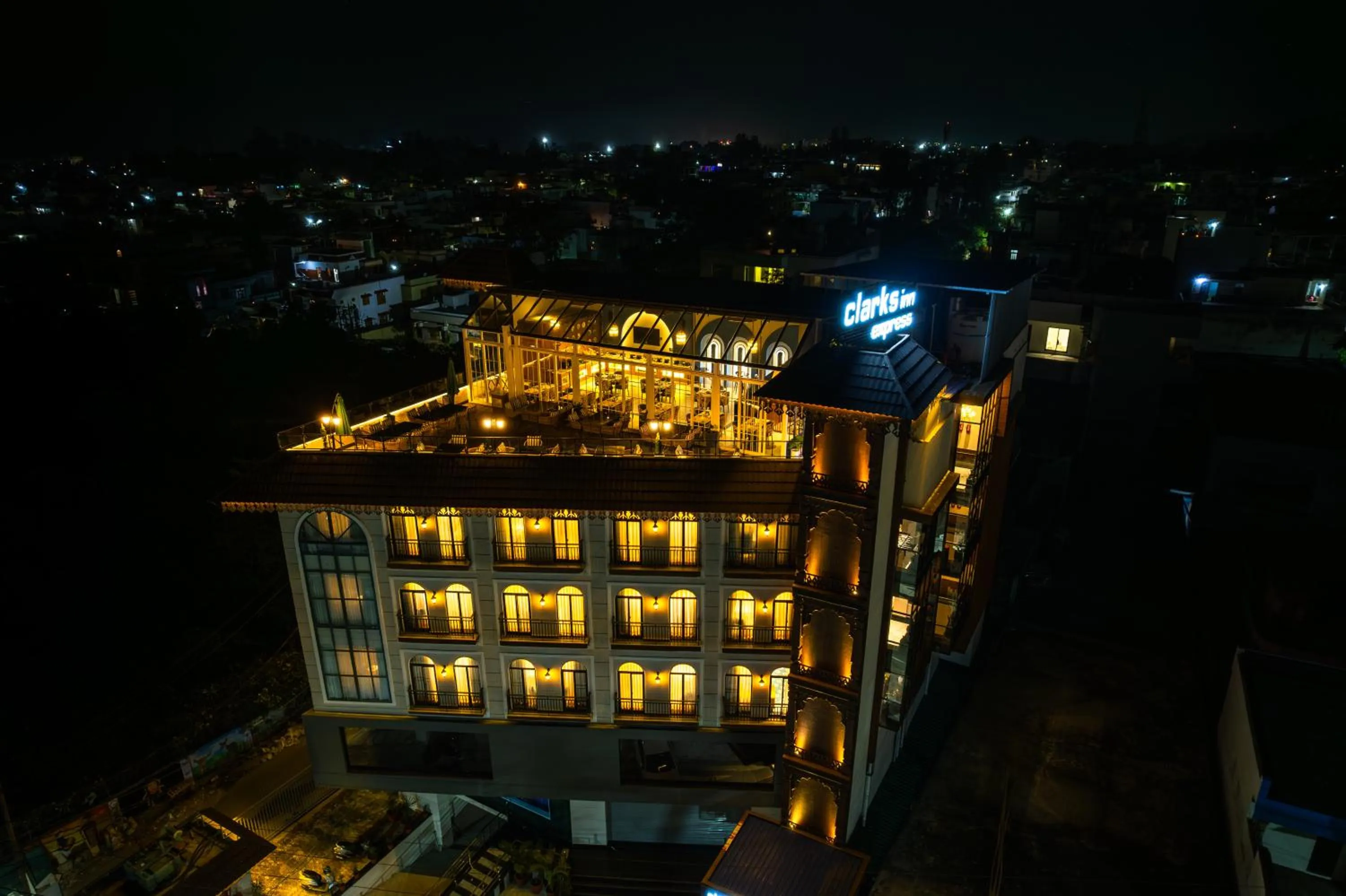 Night in Clarks Inn Express, Rishikesh