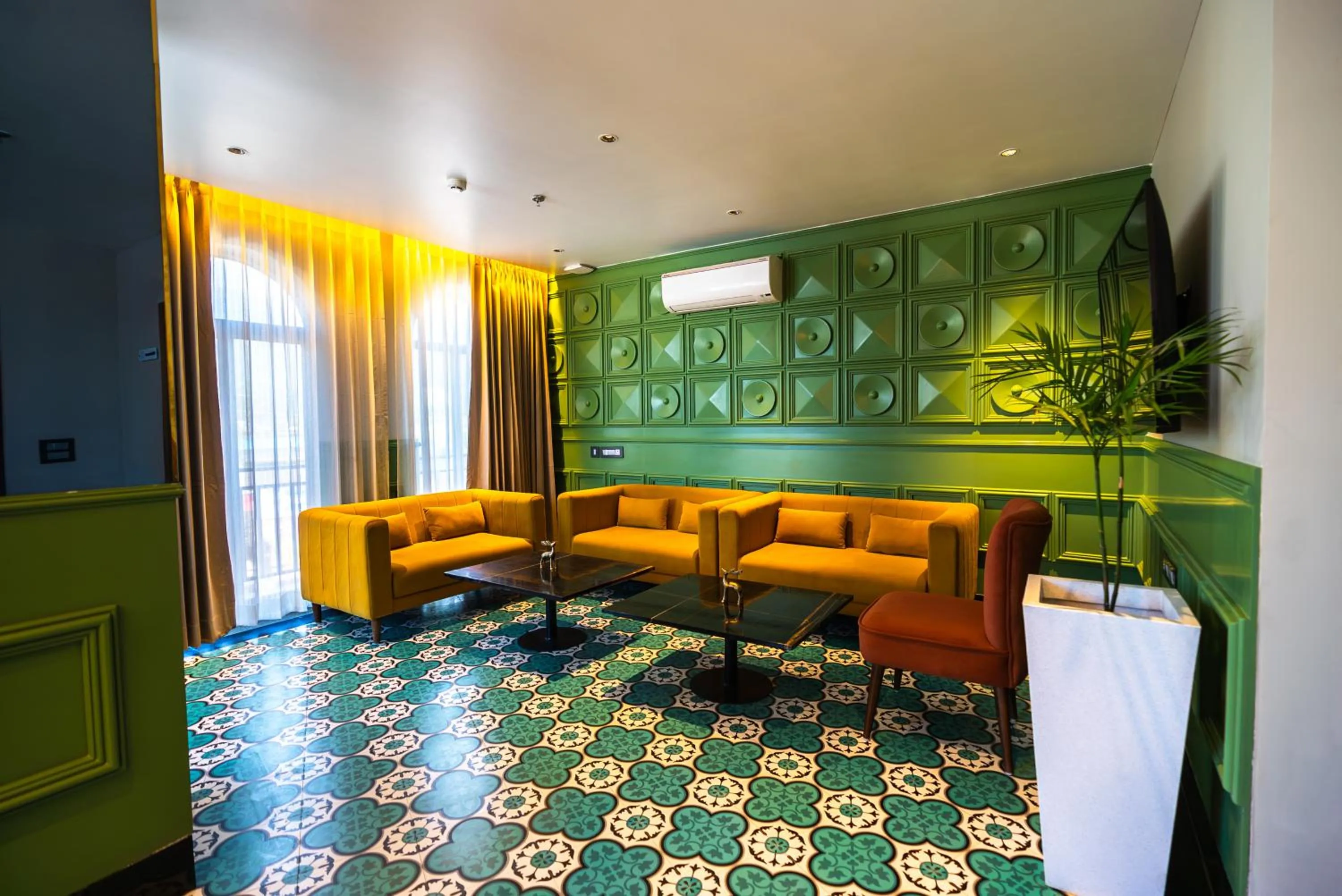 Seating area in Clarks Inn Express, Rishikesh
