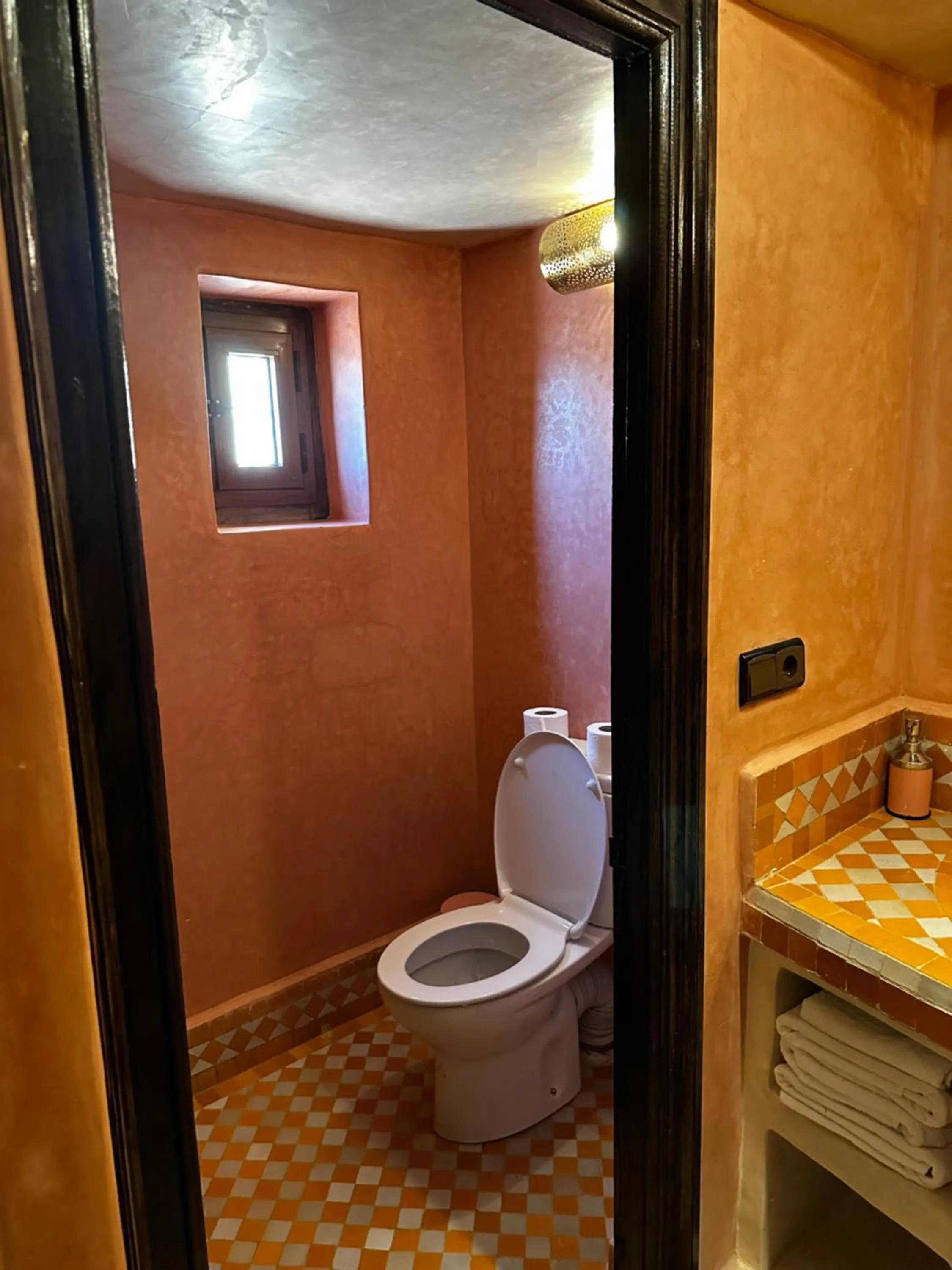 Shower in Dar Hassan Merzouga