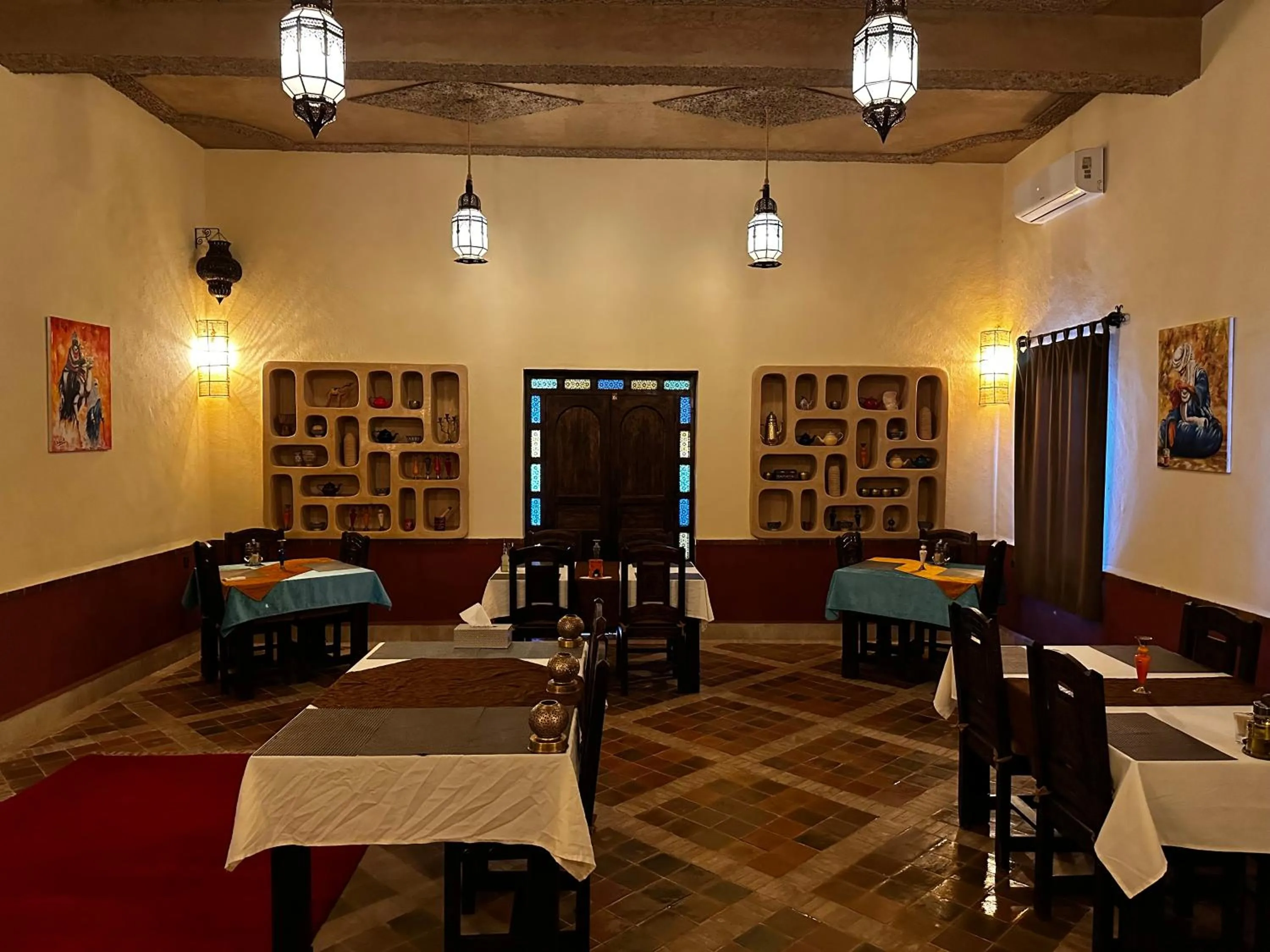 Restaurant/places to eat in Dar Hassan Merzouga