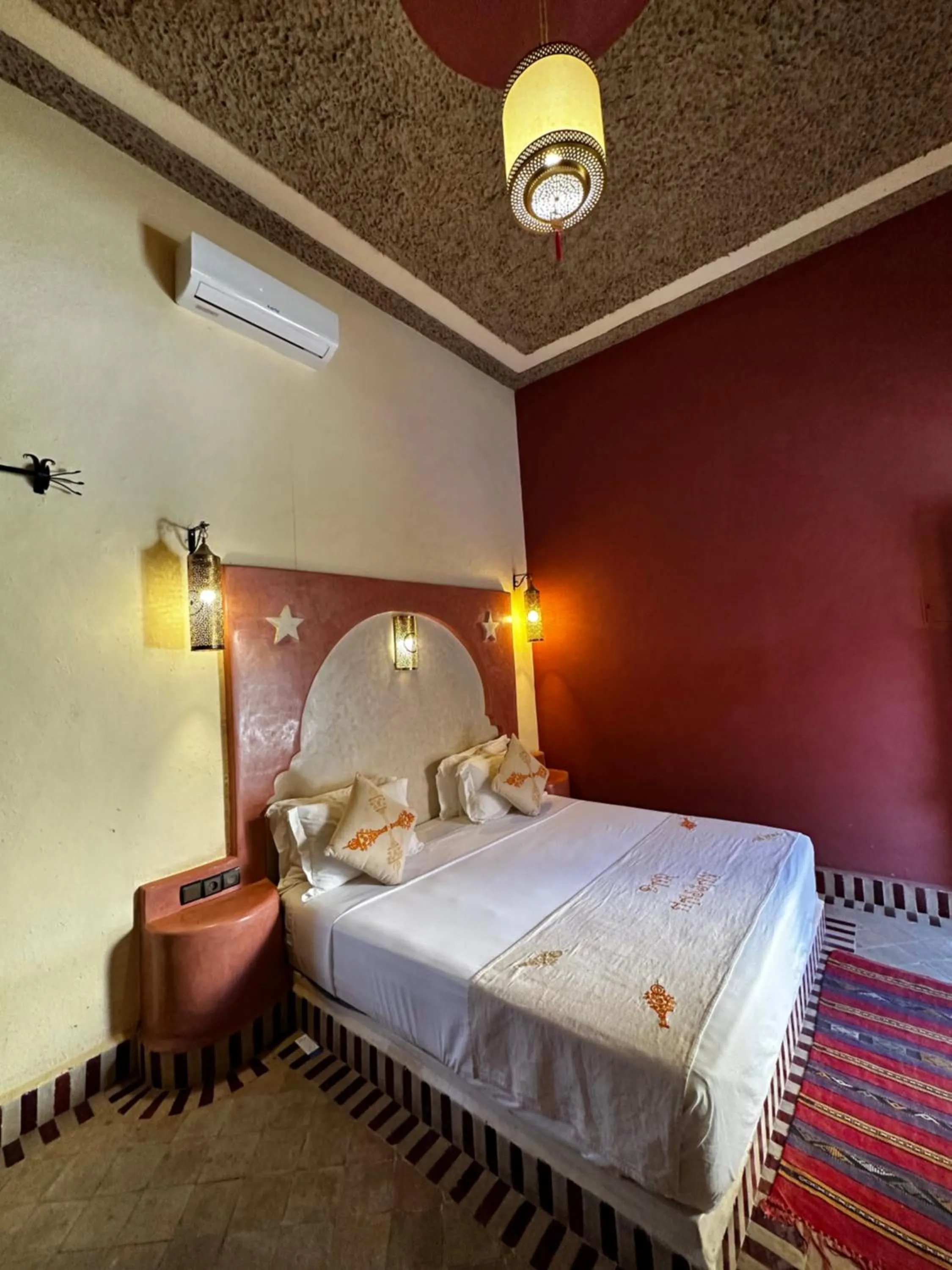 Bed in Dar Hassan Merzouga