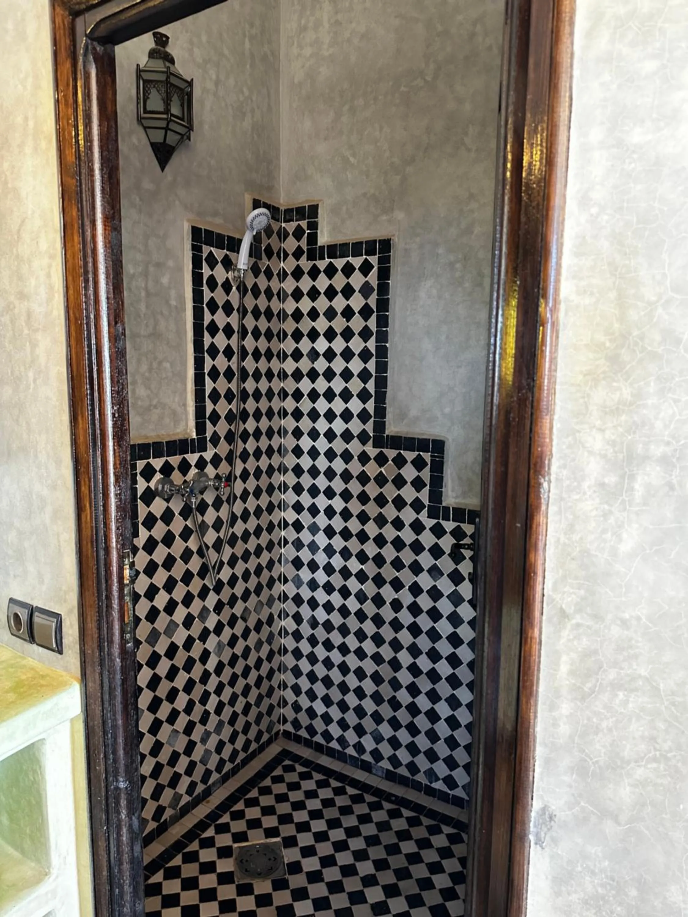 Shower in Dar Hassan Merzouga