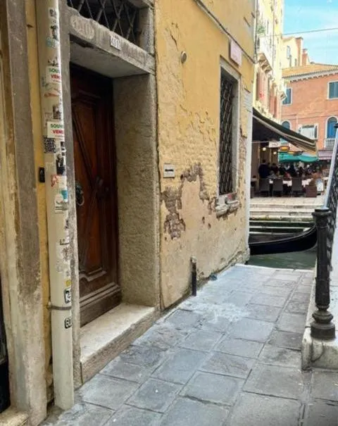 Property building in Ca' San Zaccaria