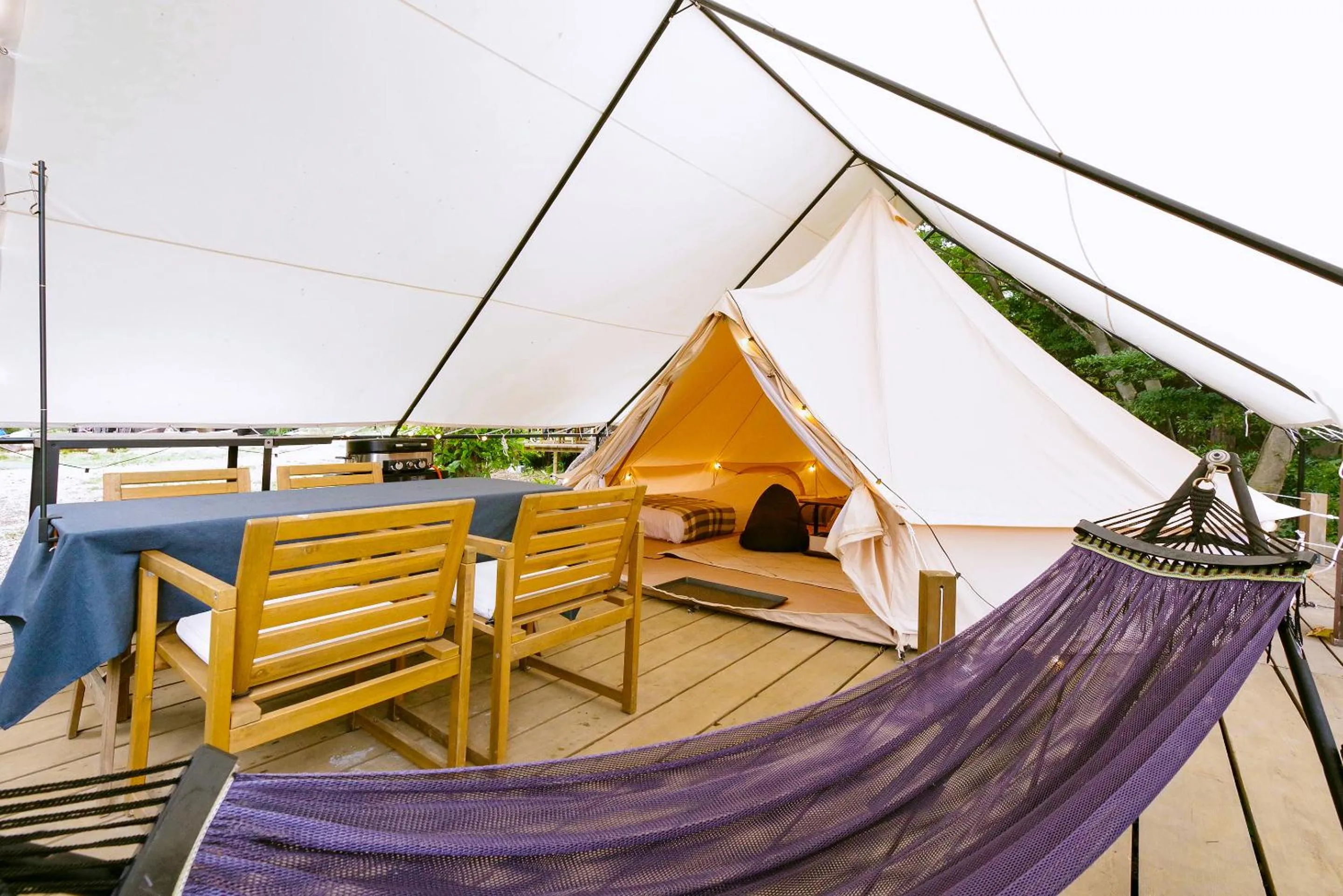 Patio in COUSCOUS Glamping Manazuru