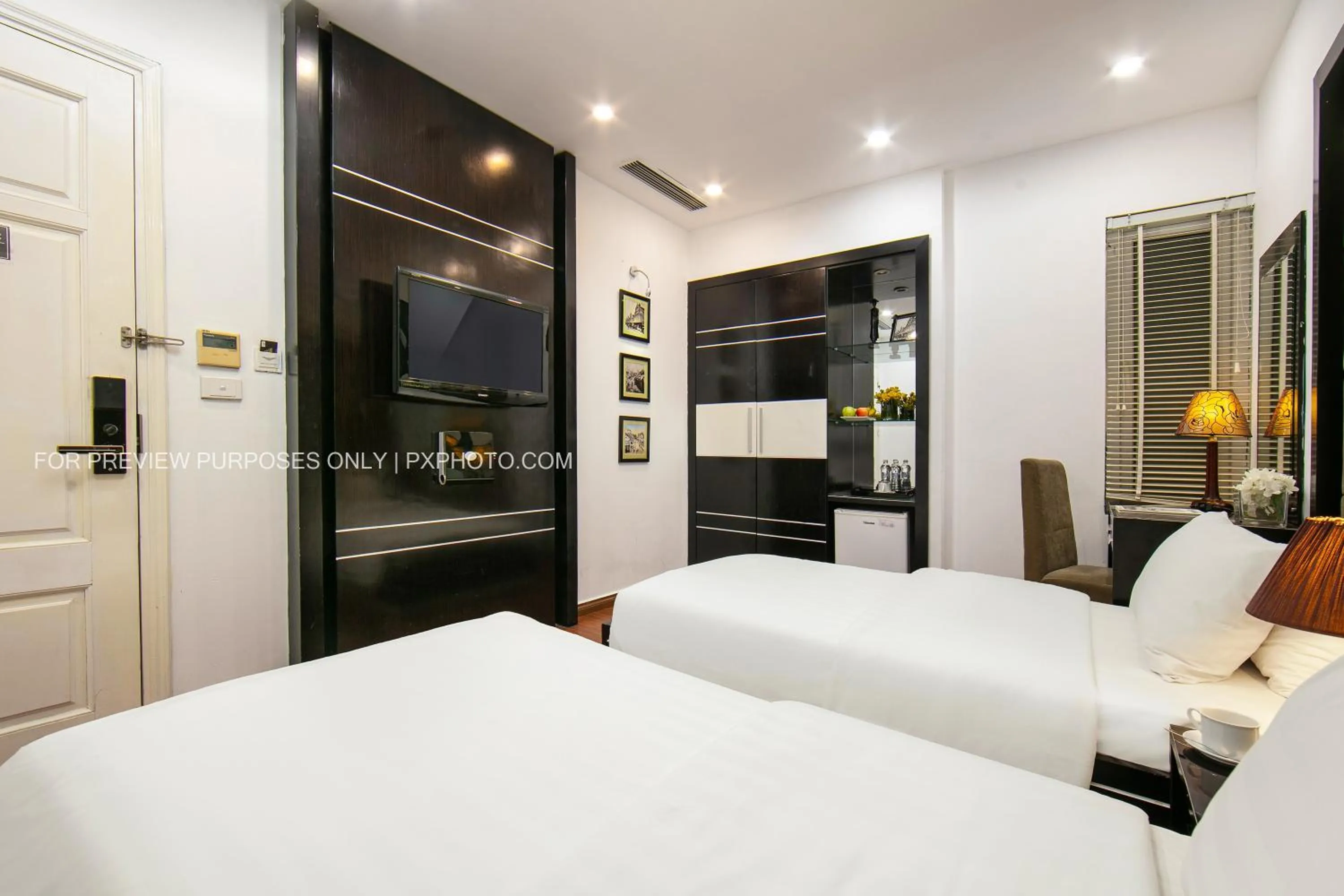 Bed in The Silk Boutique Hotel & Spa - Old Quarter City Center