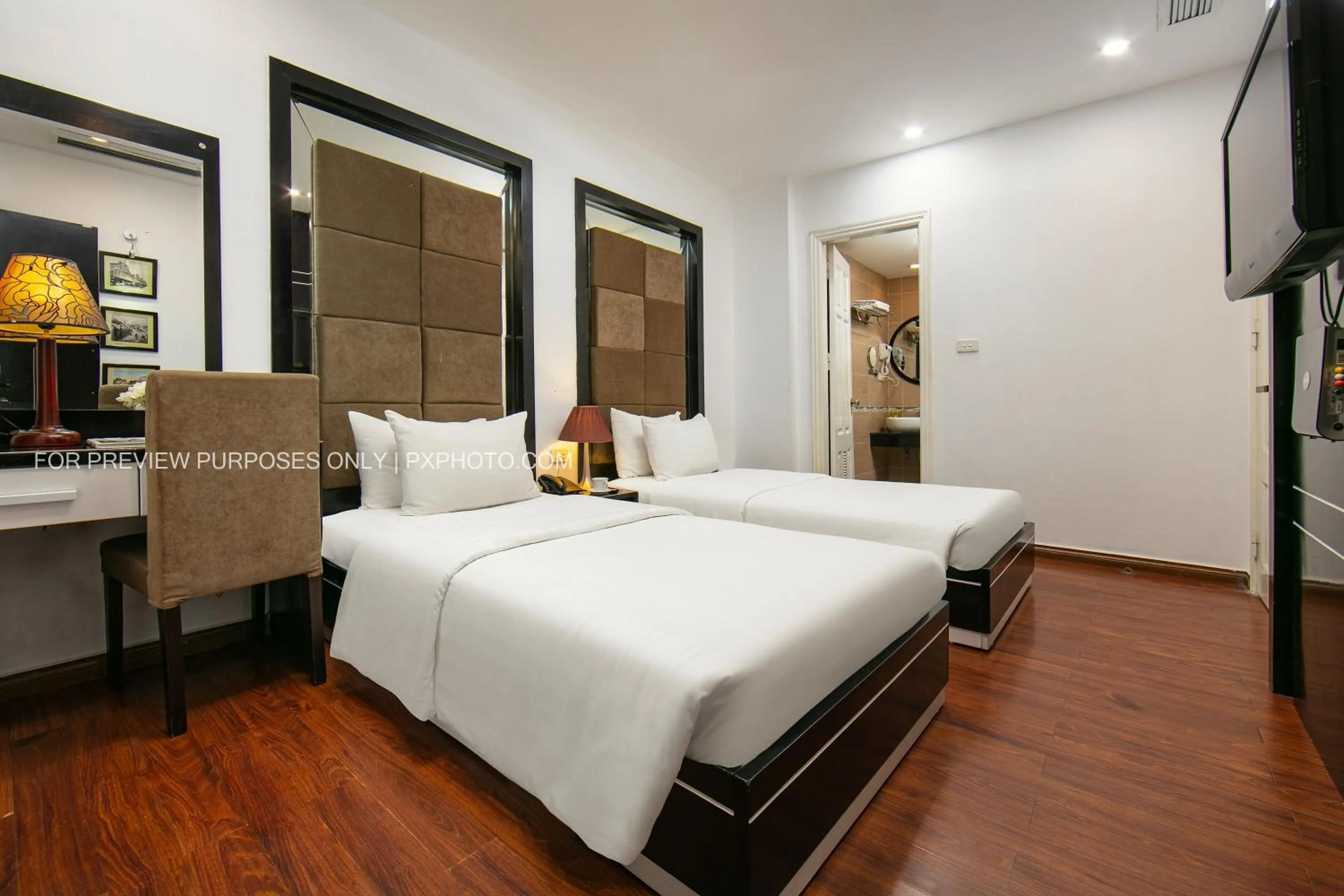 Bed in The Silk Boutique Hotel & Spa - Old Quarter City Center