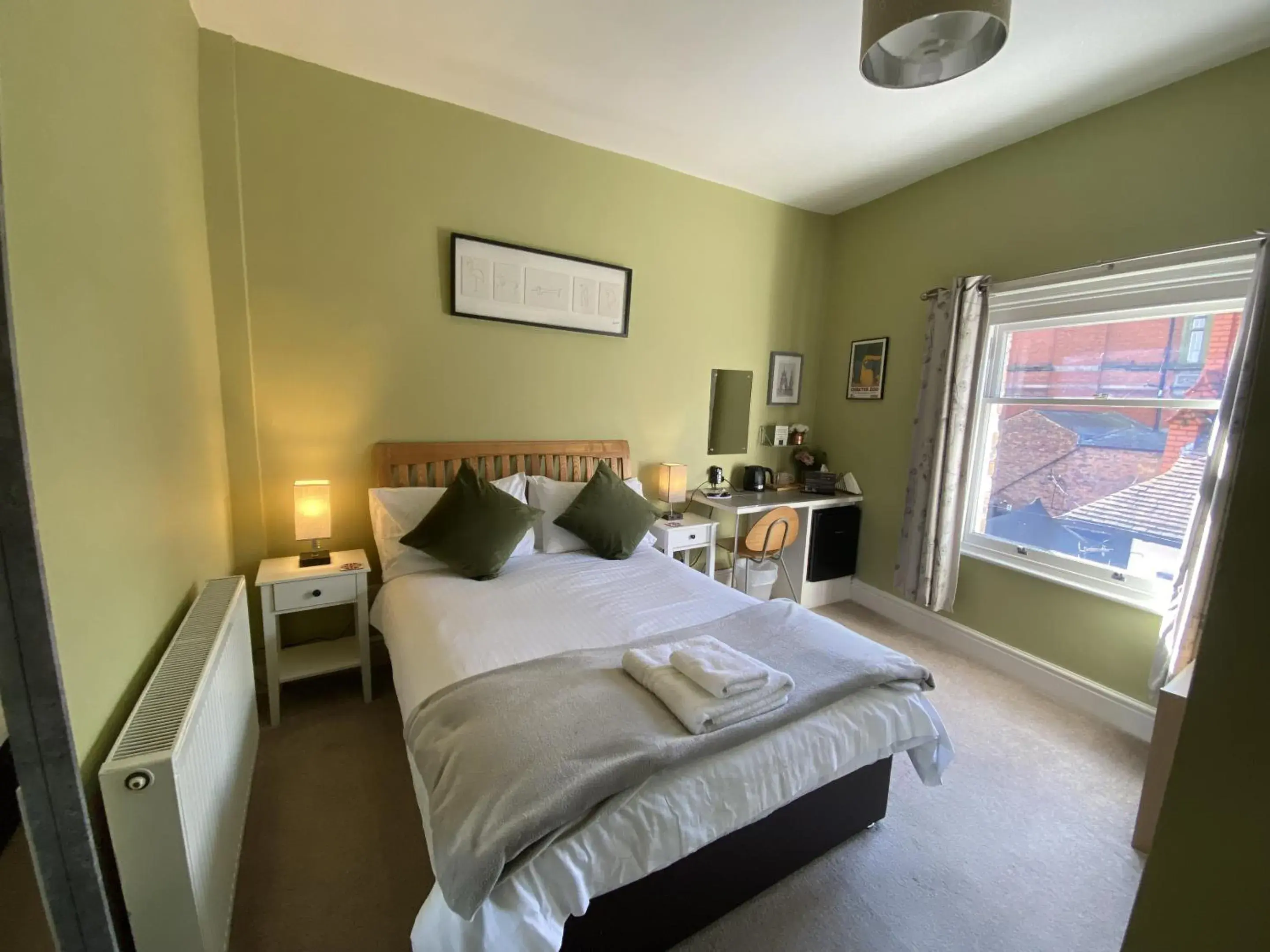 Bedroom, Bed in Grosvenor Place Guest House Bedroom, Bed in Grosvenor Place Guest House