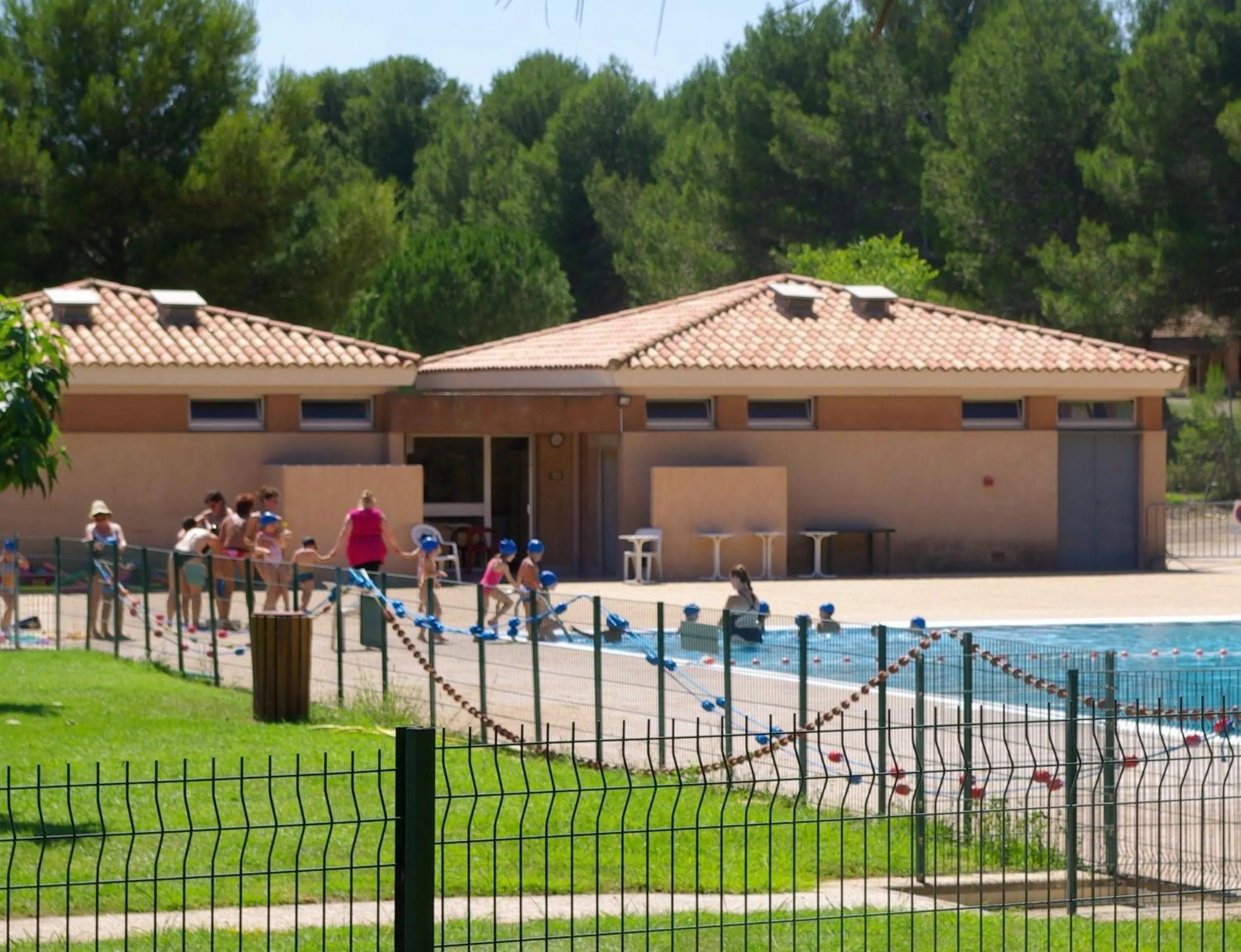 Swimming pool in VVF Montagnac Hérault