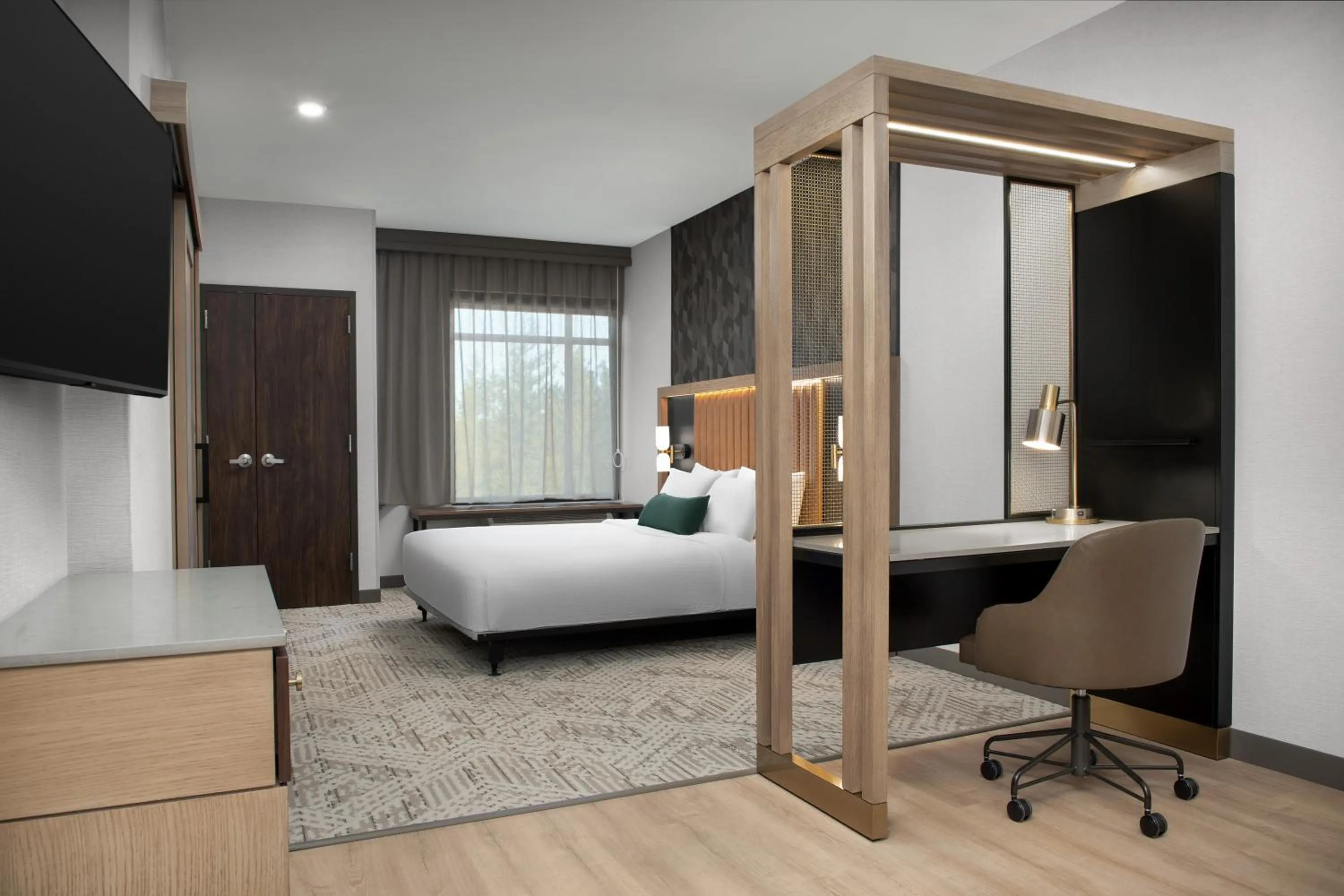 Bed in SpringHill Suites by Marriott Sandpoint