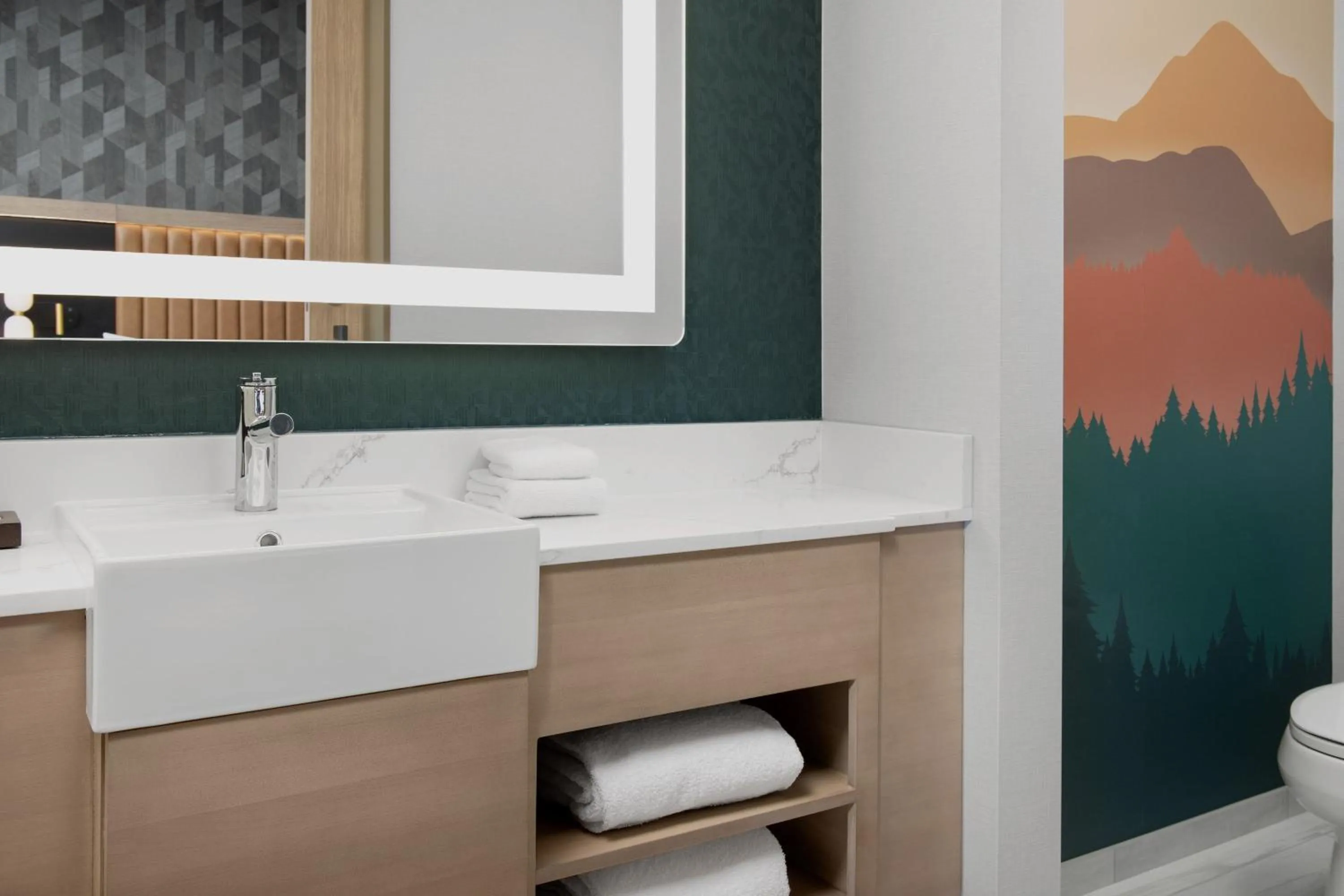 Bathroom in SpringHill Suites by Marriott Sandpoint