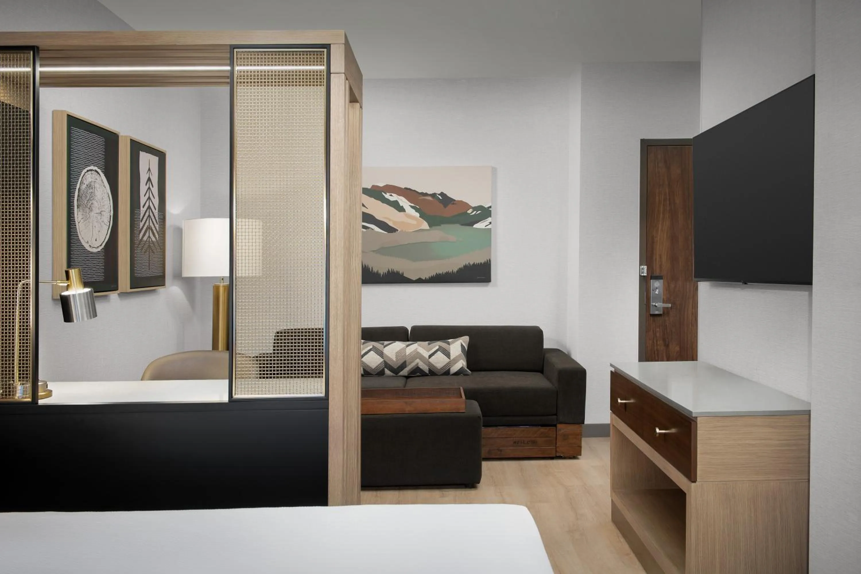 Bed in SpringHill Suites by Marriott Sandpoint