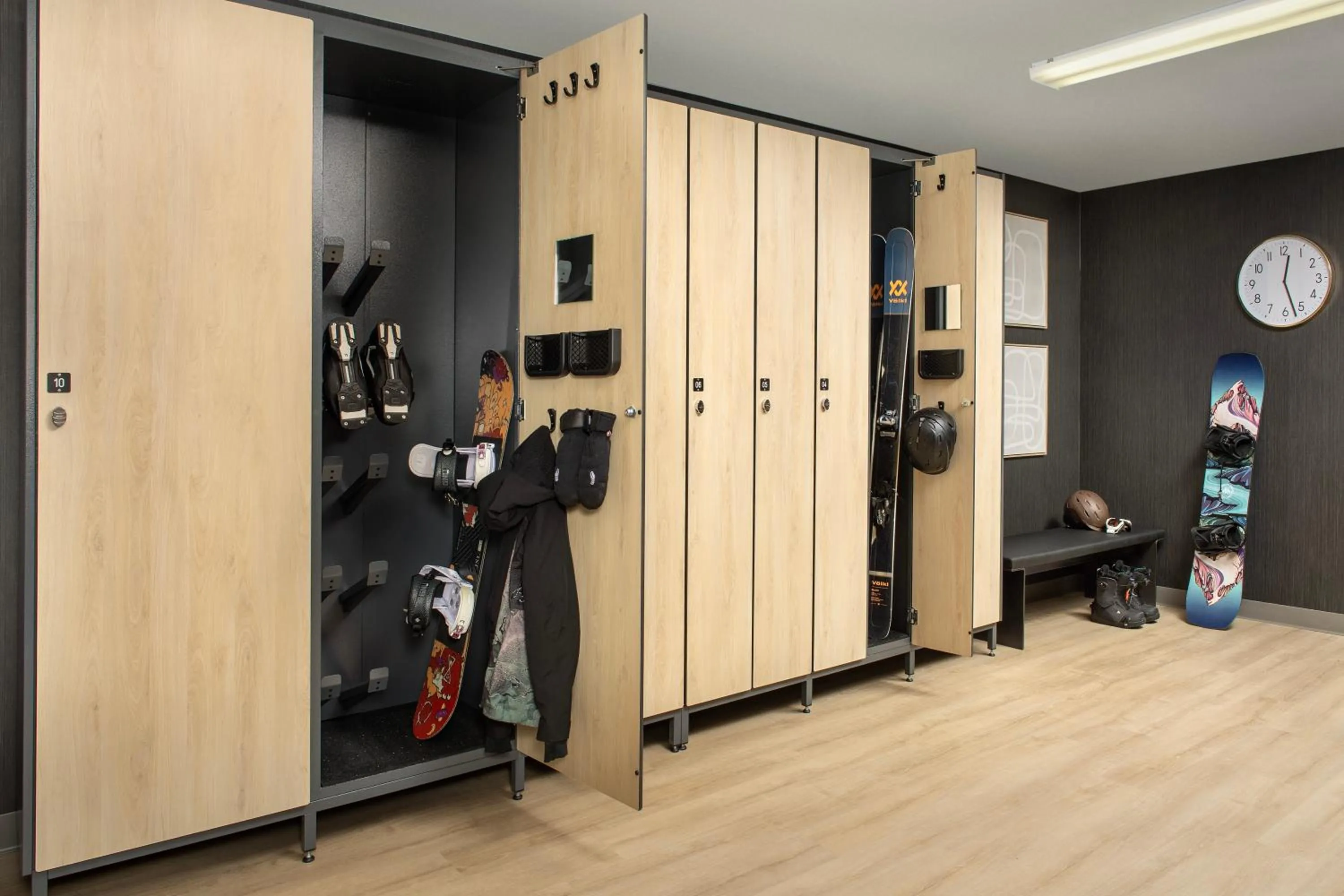 storage in SpringHill Suites by Marriott Sandpoint