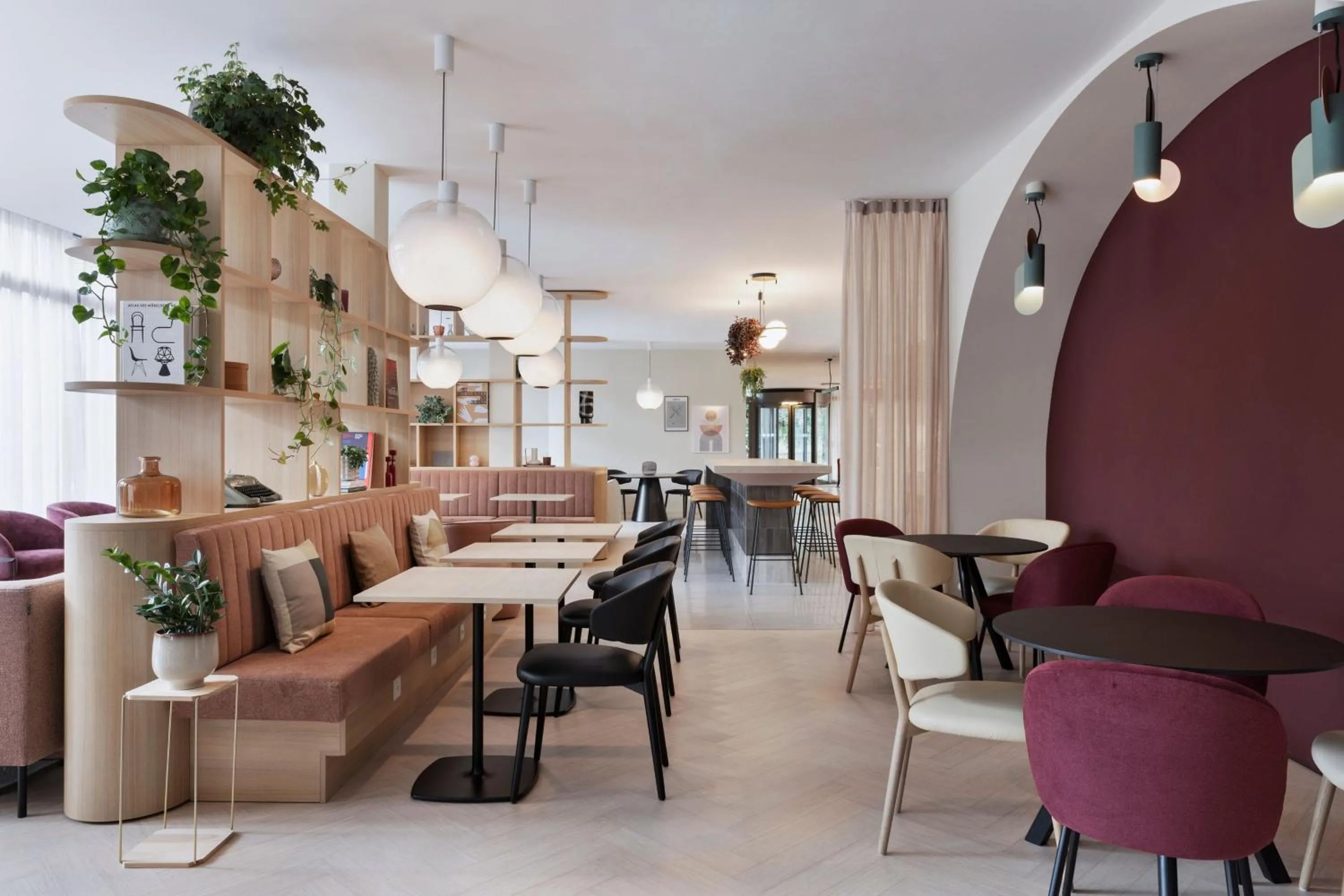 Restaurant/places to eat in Residence Inn by Marriott Geneva City Nations