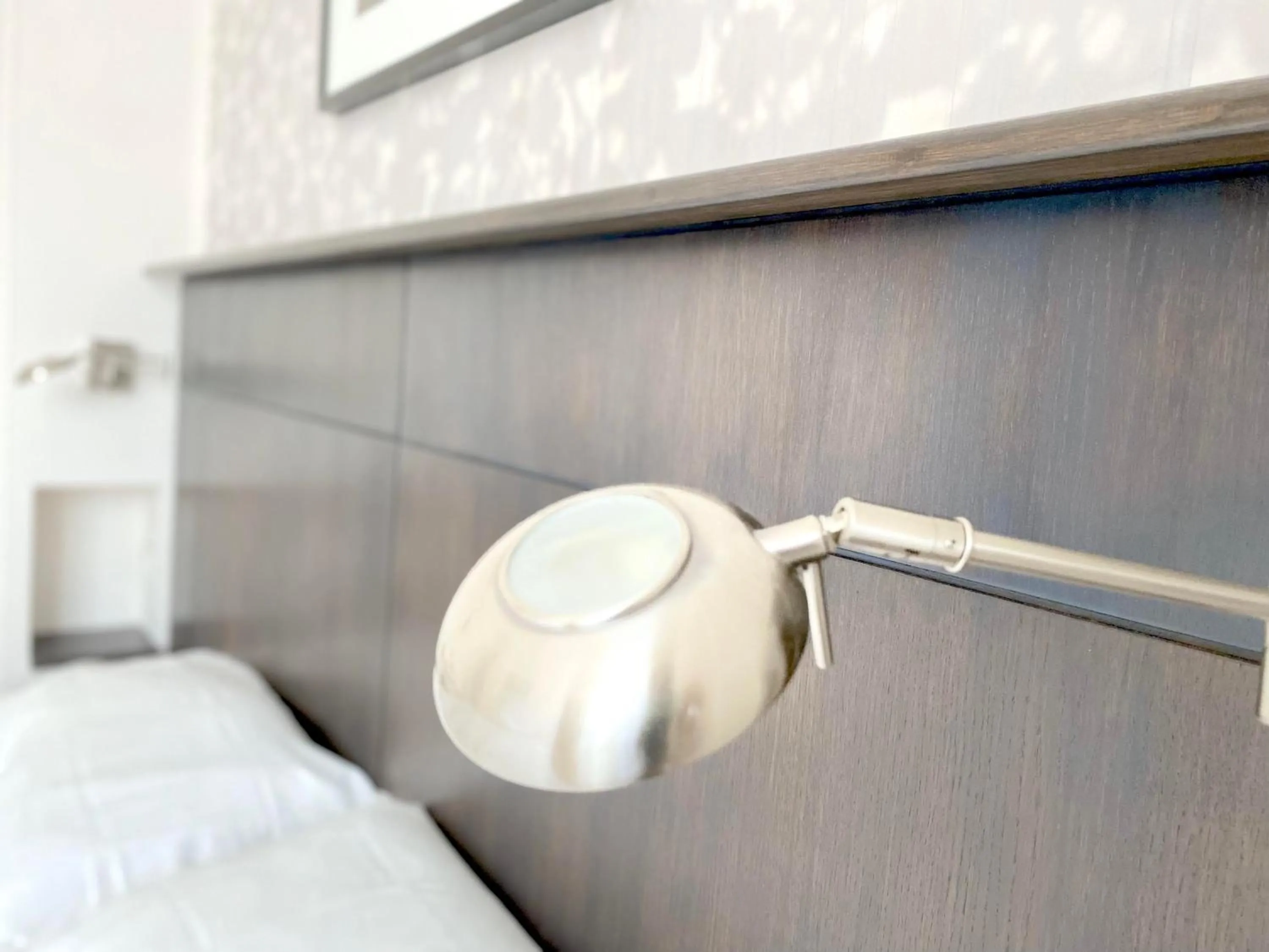 Decorative detail, Bed in La Villa Paris - B&B