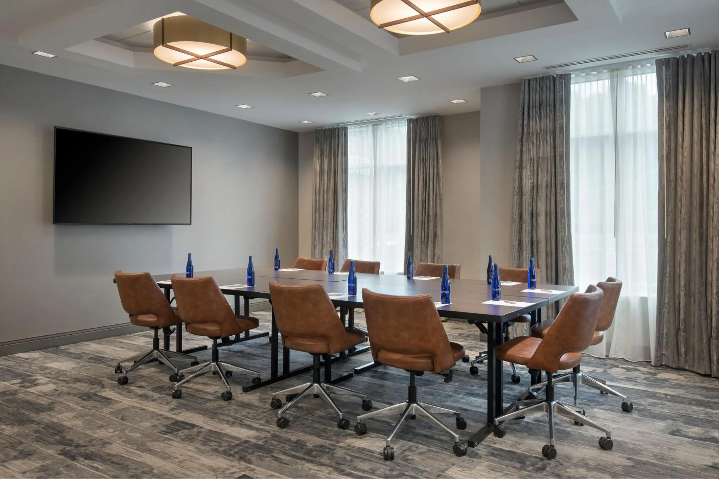 Meeting/conference room in Inn at Bellefield Residence Inn by Marriott