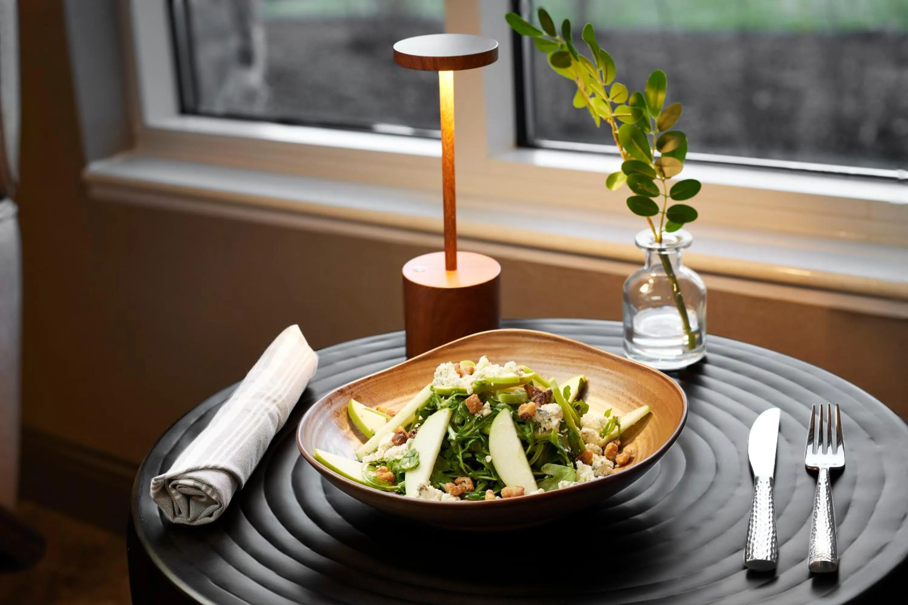 Food and drinks in Inn at Bellefield Residence Inn by Marriott