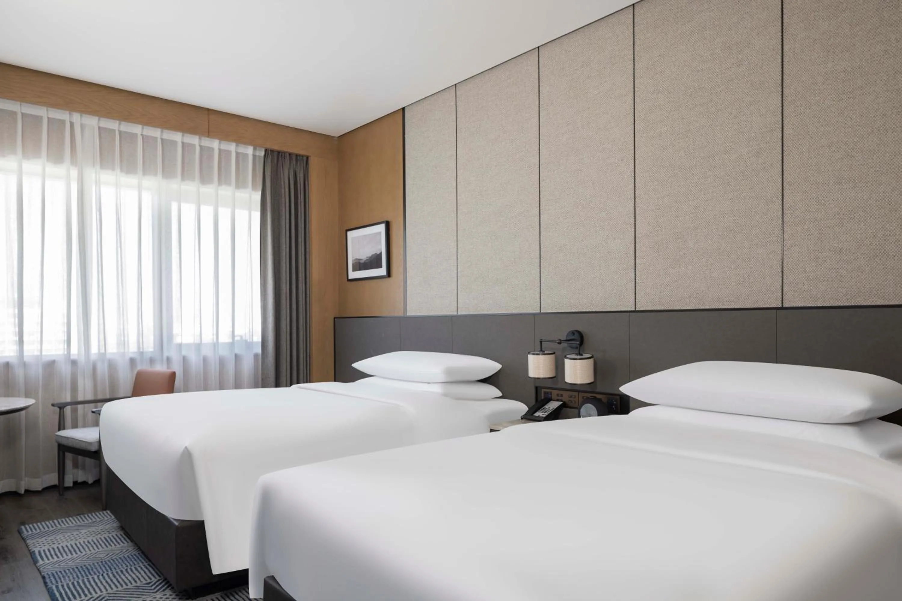 Bedroom, Bed in Sheraton Pujiang