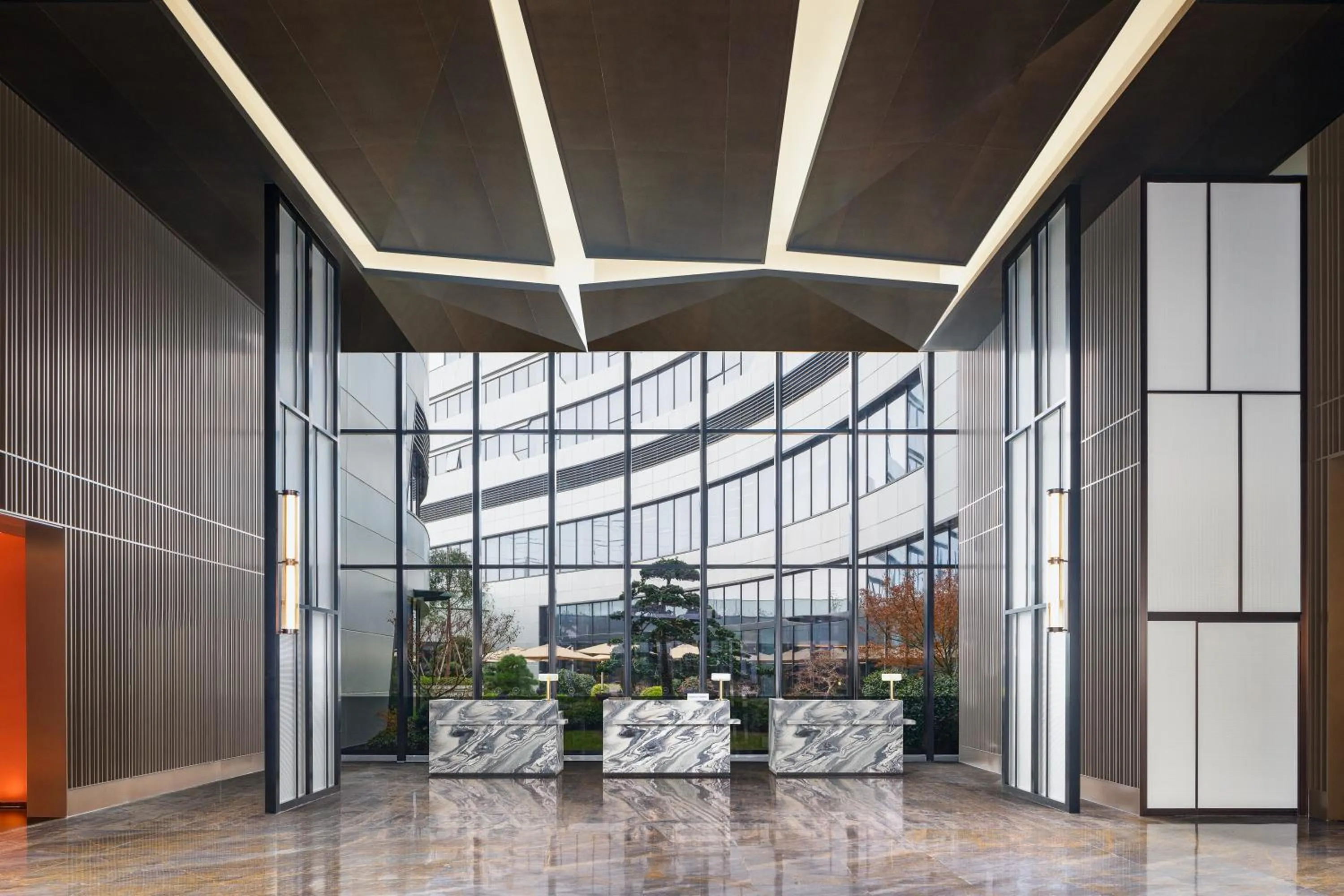Lobby or reception in Sheraton Pujiang