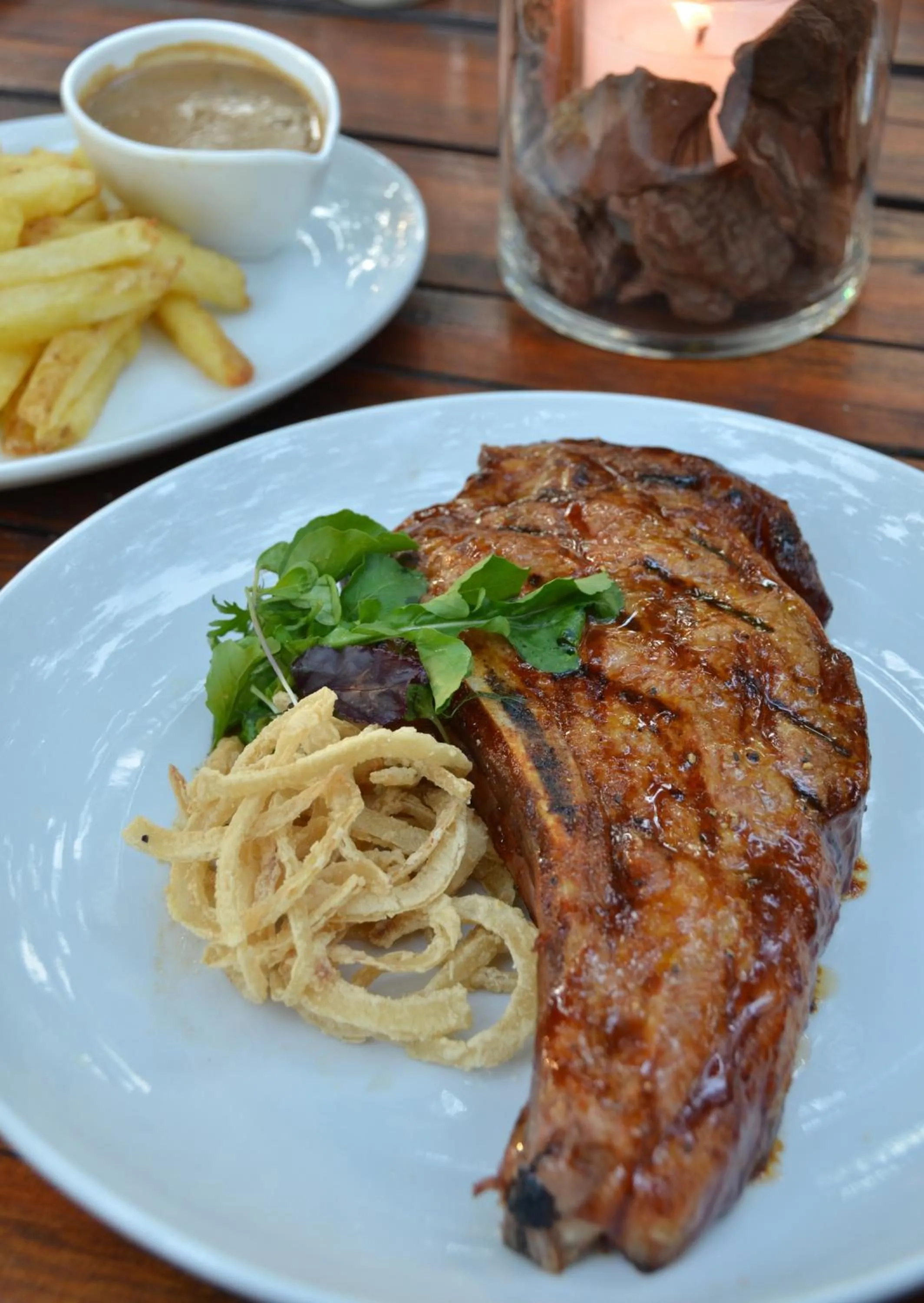 Restaurant/places to eat in eBundu Lodge