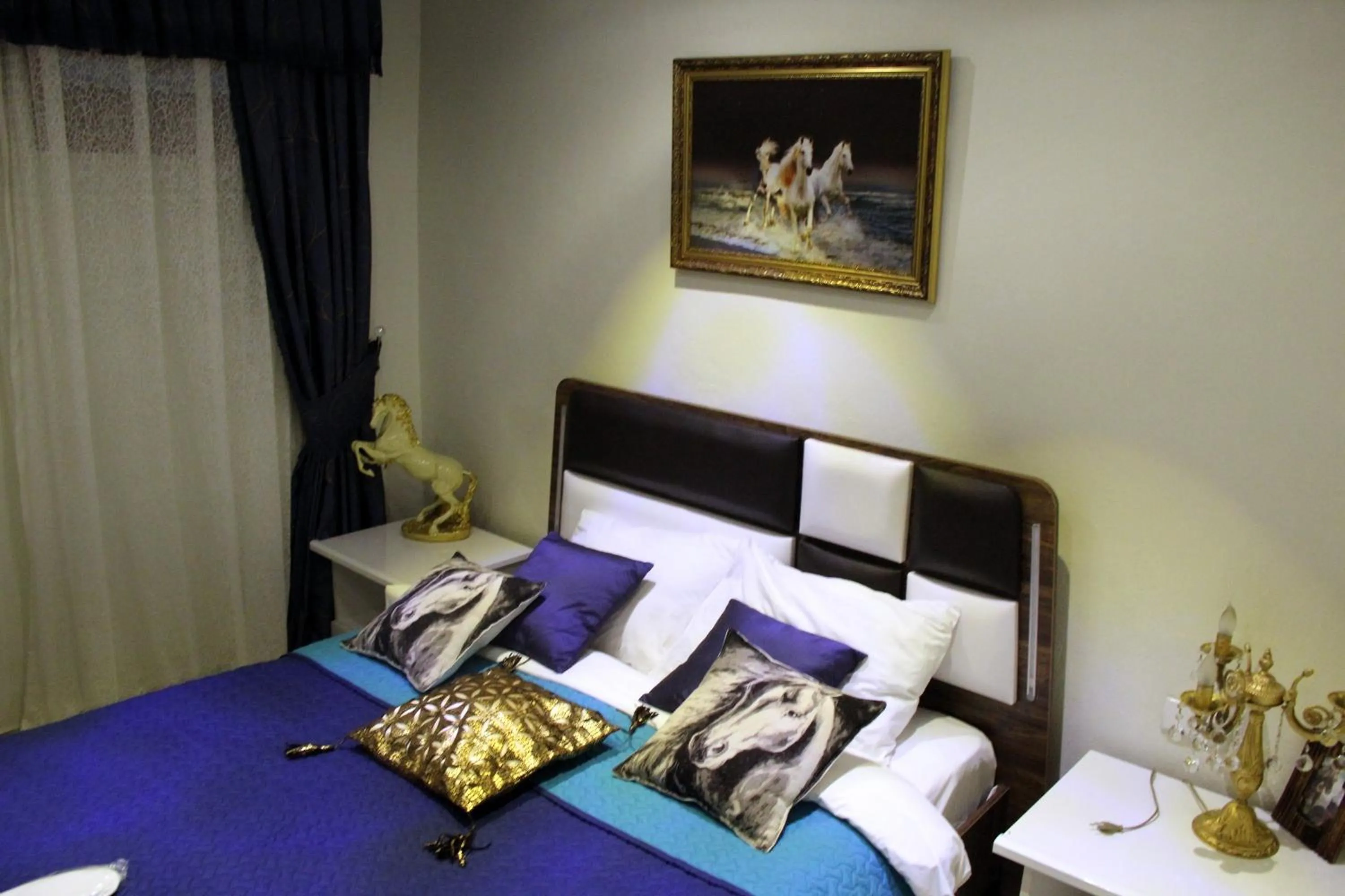 Bed in Balance Hotel Taksim