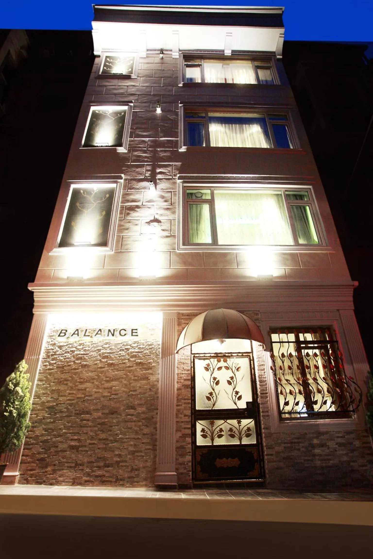 Facade/entrance in Balance Hotel Taksim