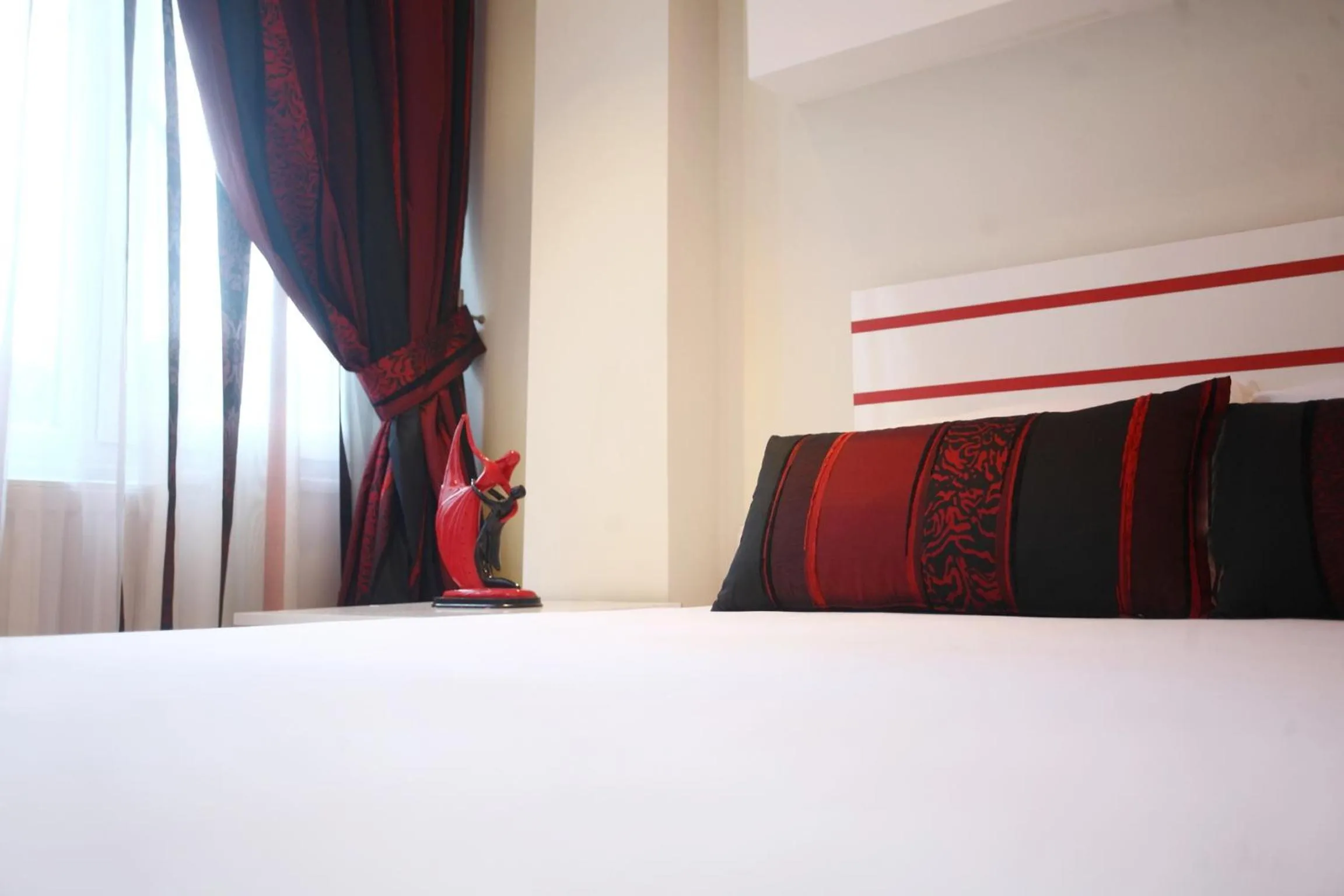 Bedroom, Bed in Balance Hotel Taksim