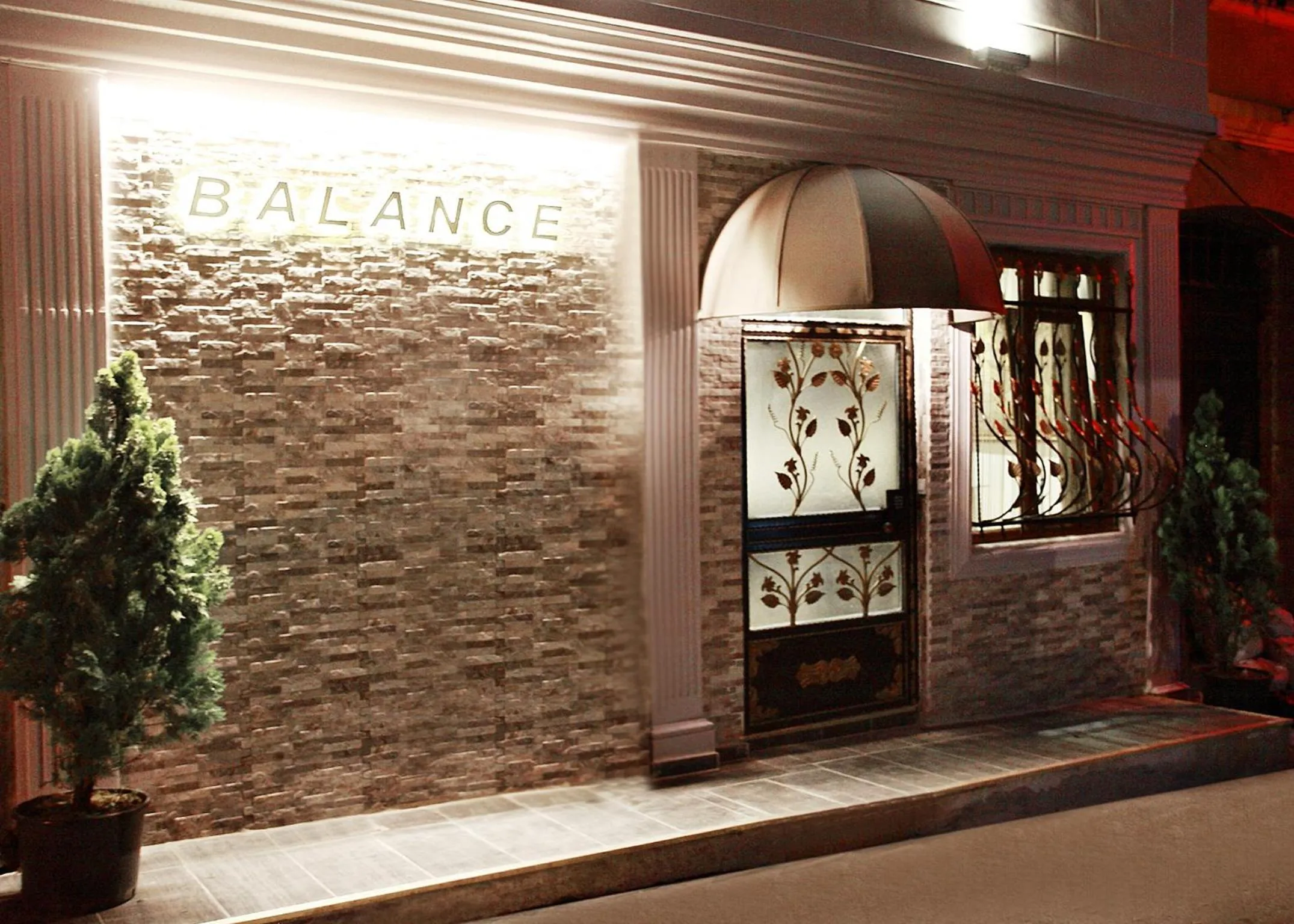 Facade/entrance in Balance Hotel Taksim