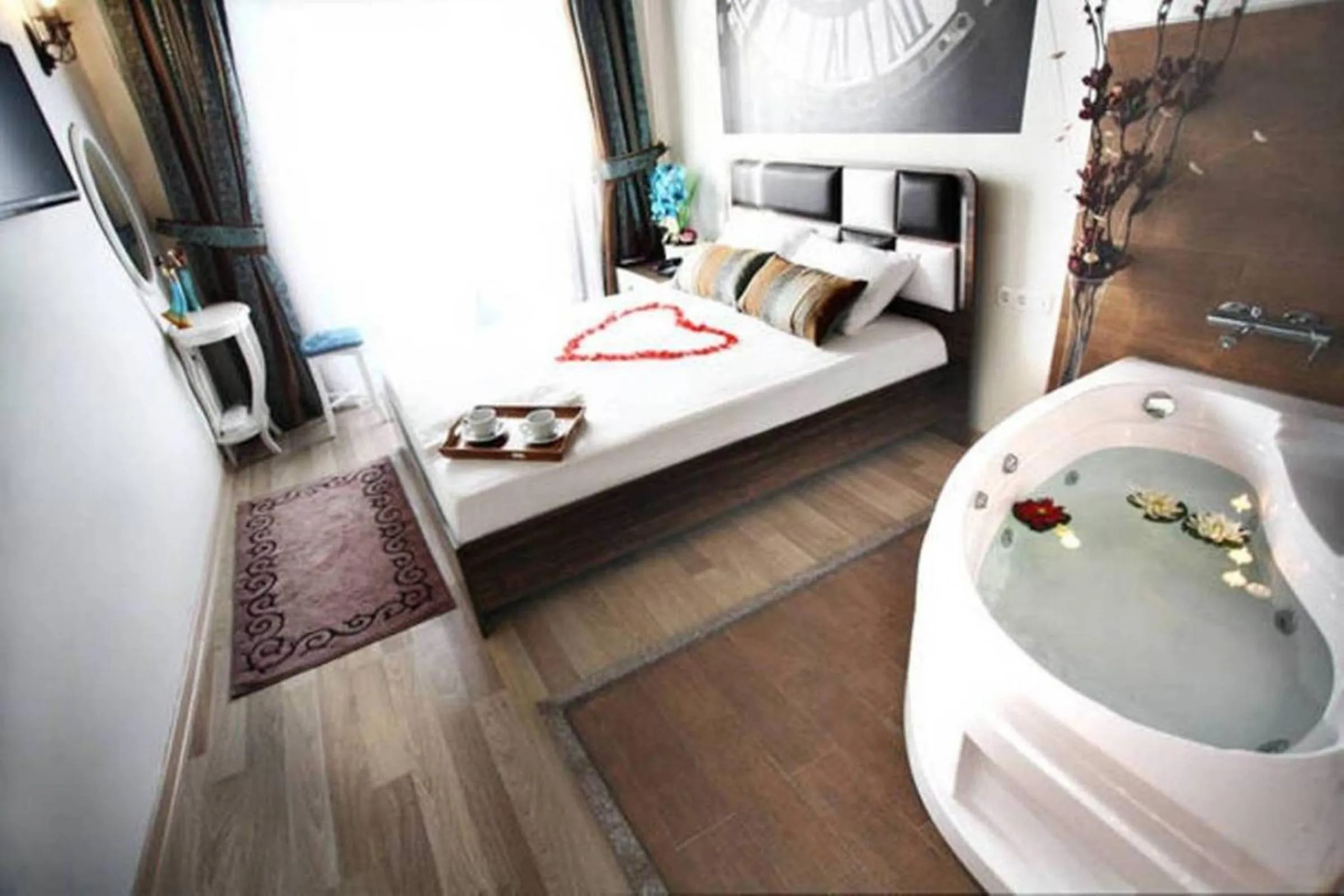 Bedroom, Bed in Balance Hotel Taksim
