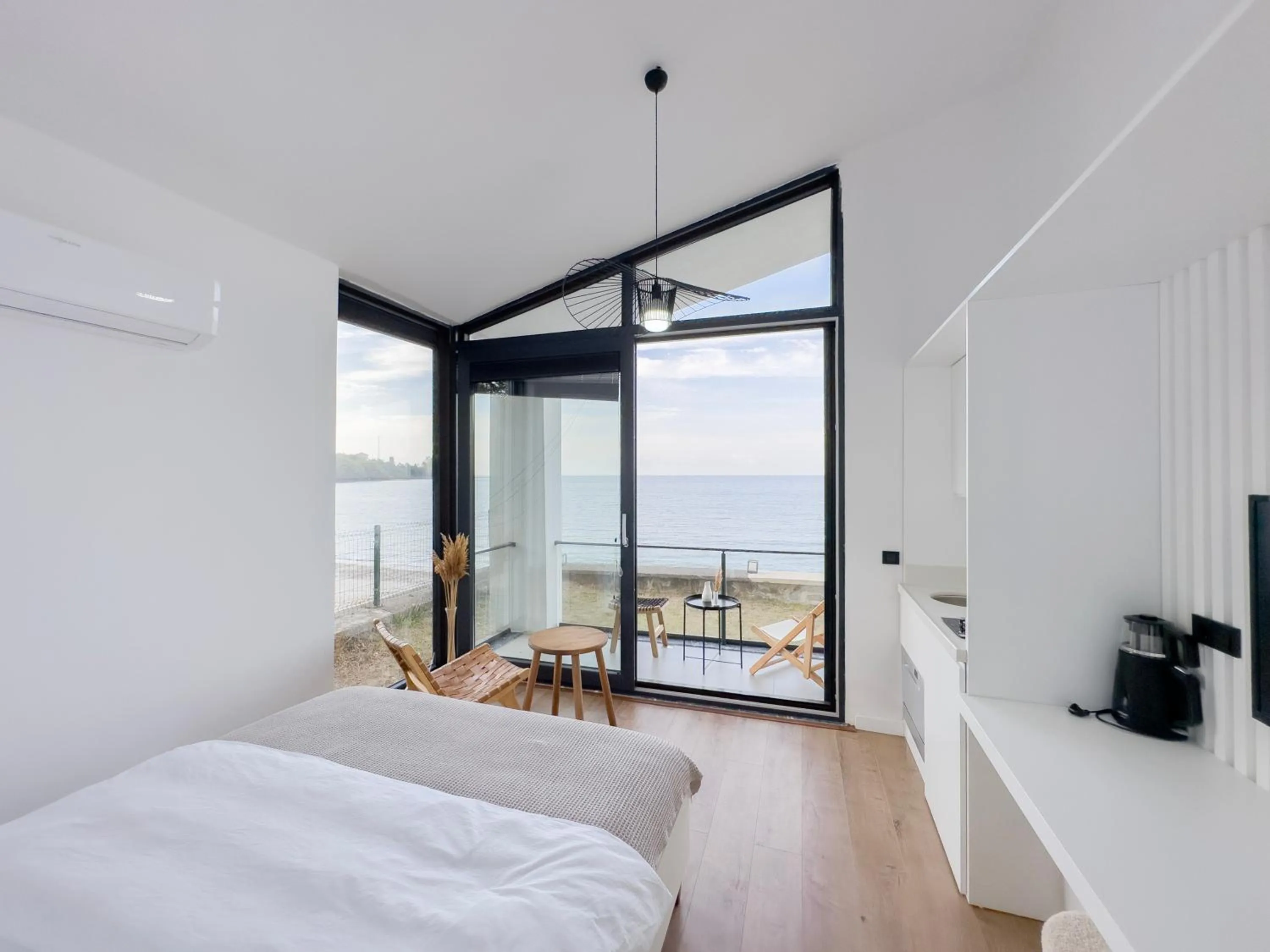 TV and multimedia in Mehmetbey Çaka