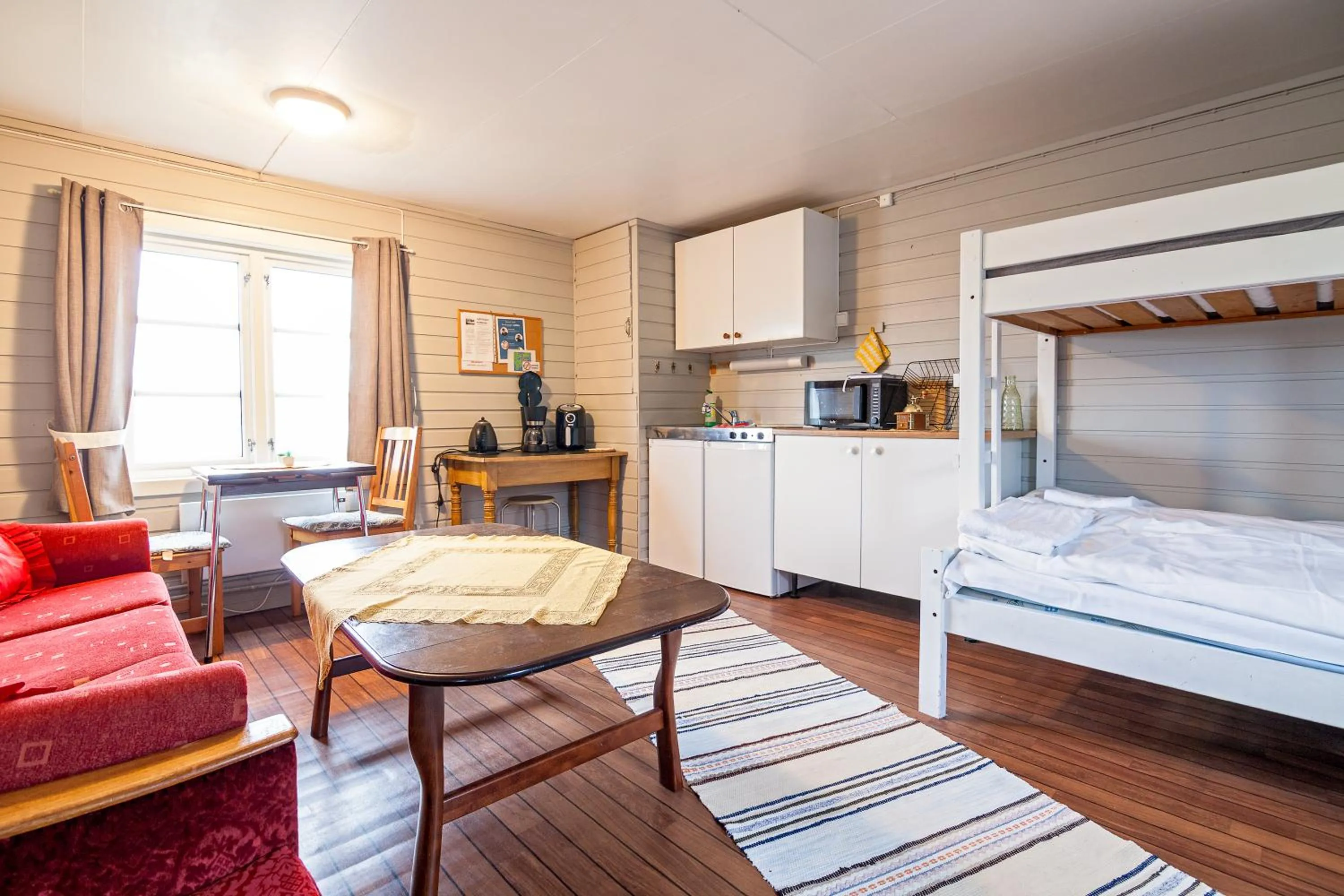 Bed in Sjøstrand Rorbuer