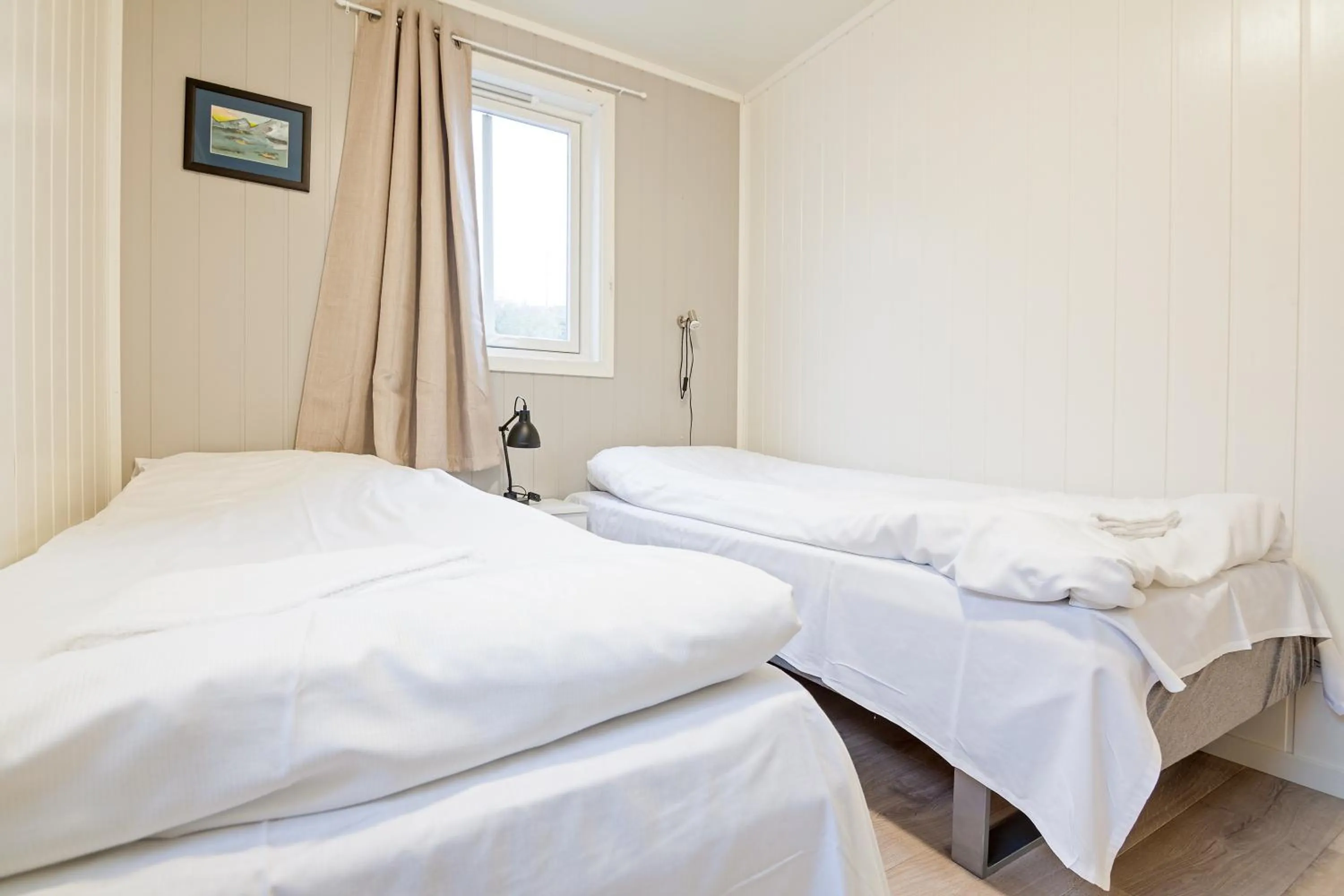 Bed in Sjøstrand Rorbuer