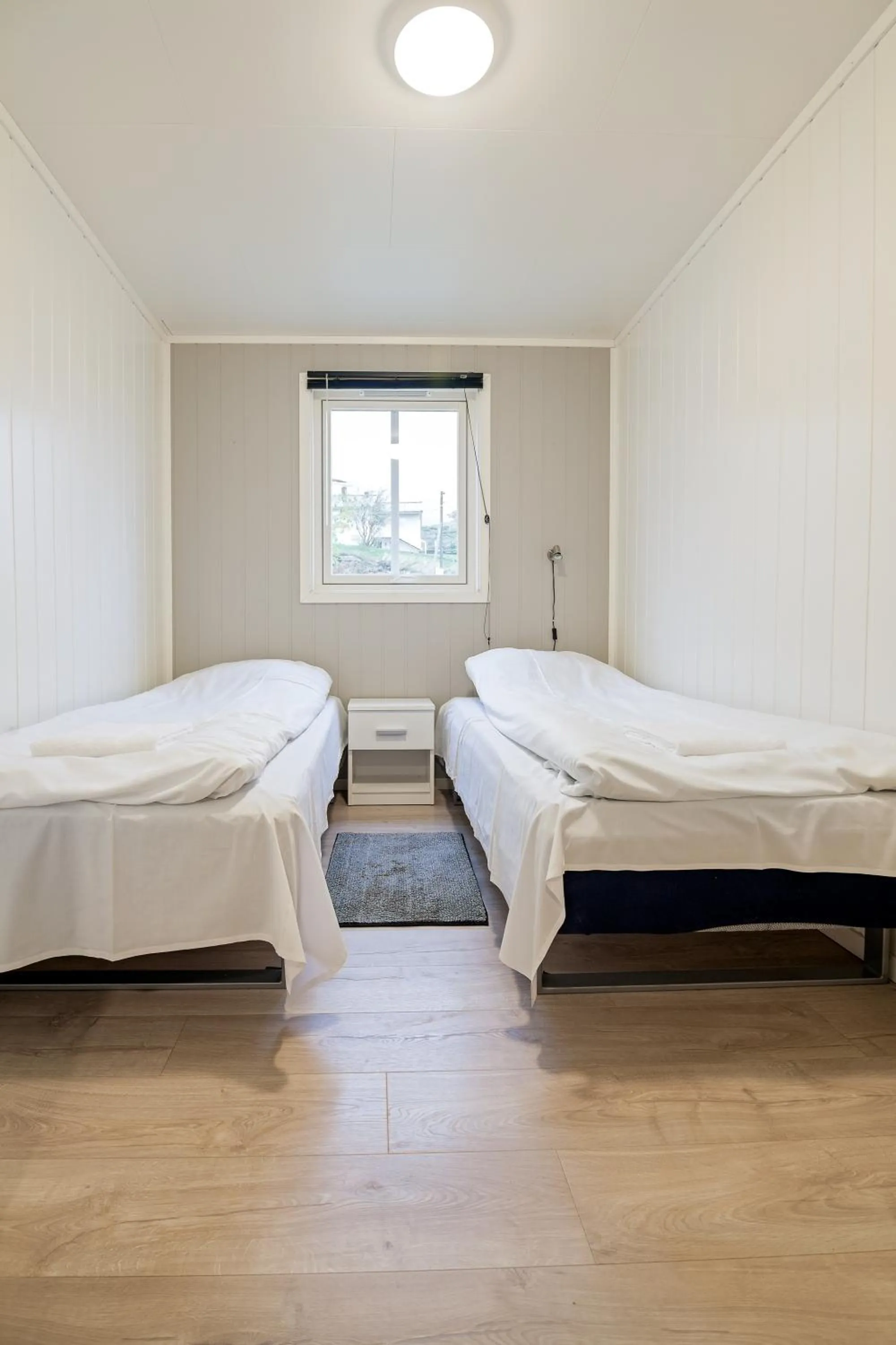 Bed in Sjøstrand Rorbuer