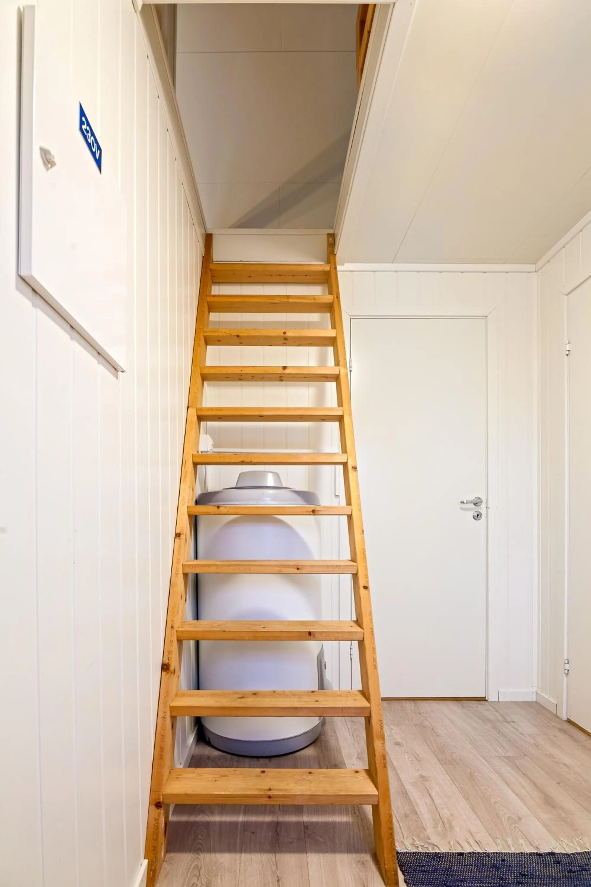 Photo of the whole room in Sjøstrand Rorbuer